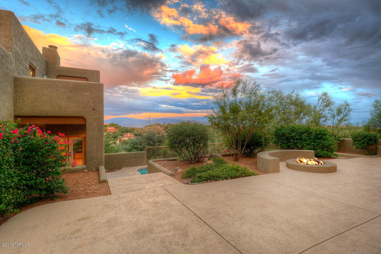 6164 E Paseo Cimarron