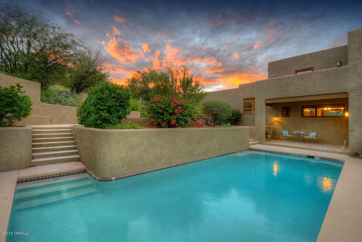 6164 E Paseo Cimarron