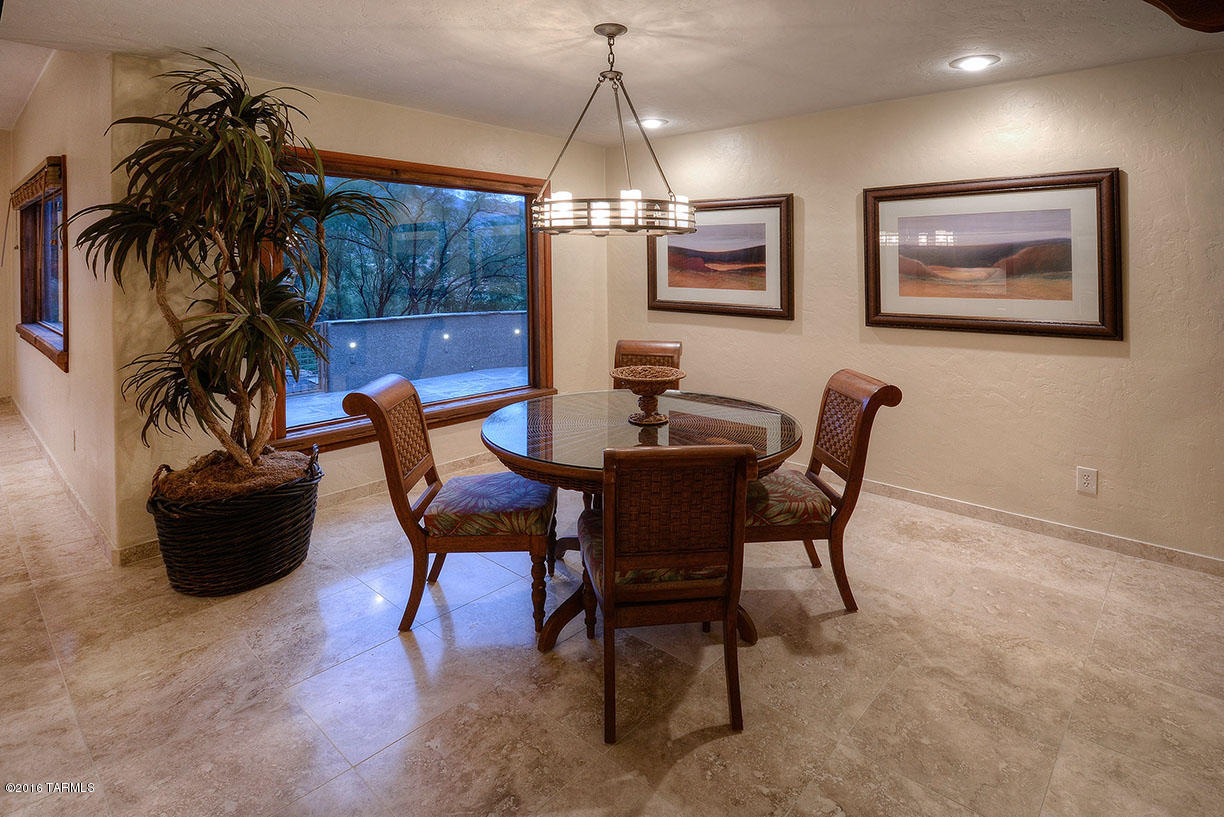6164 E Paseo Cimarron