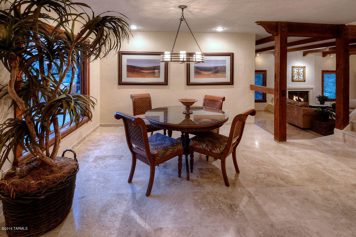 6164 E Paseo Cimarron