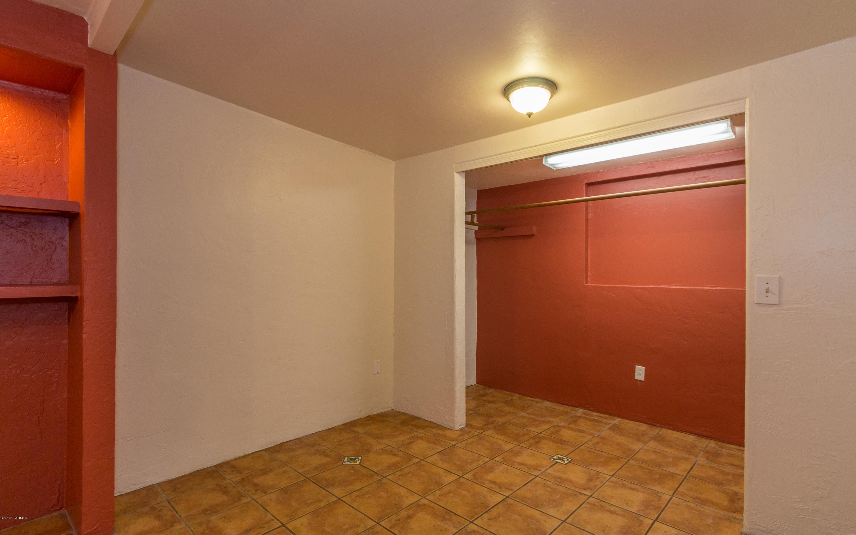 1709 S Van Buren Avenue
