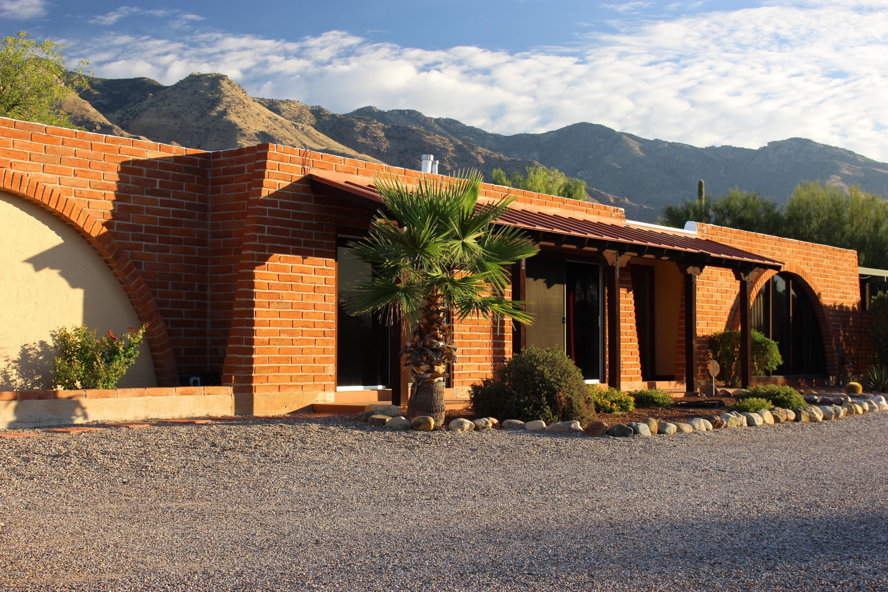 5955 N Camino Esplendora