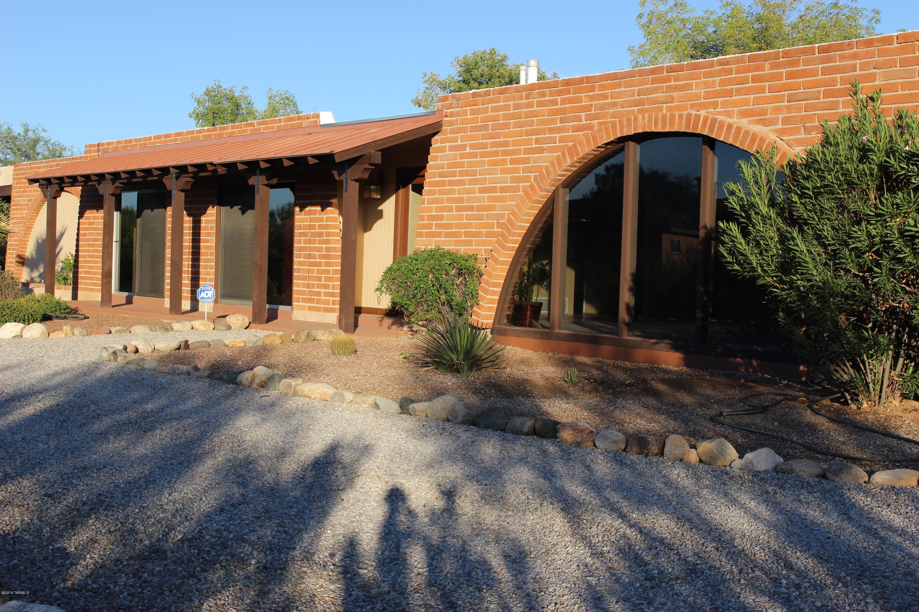 5955 N Camino Esplendora