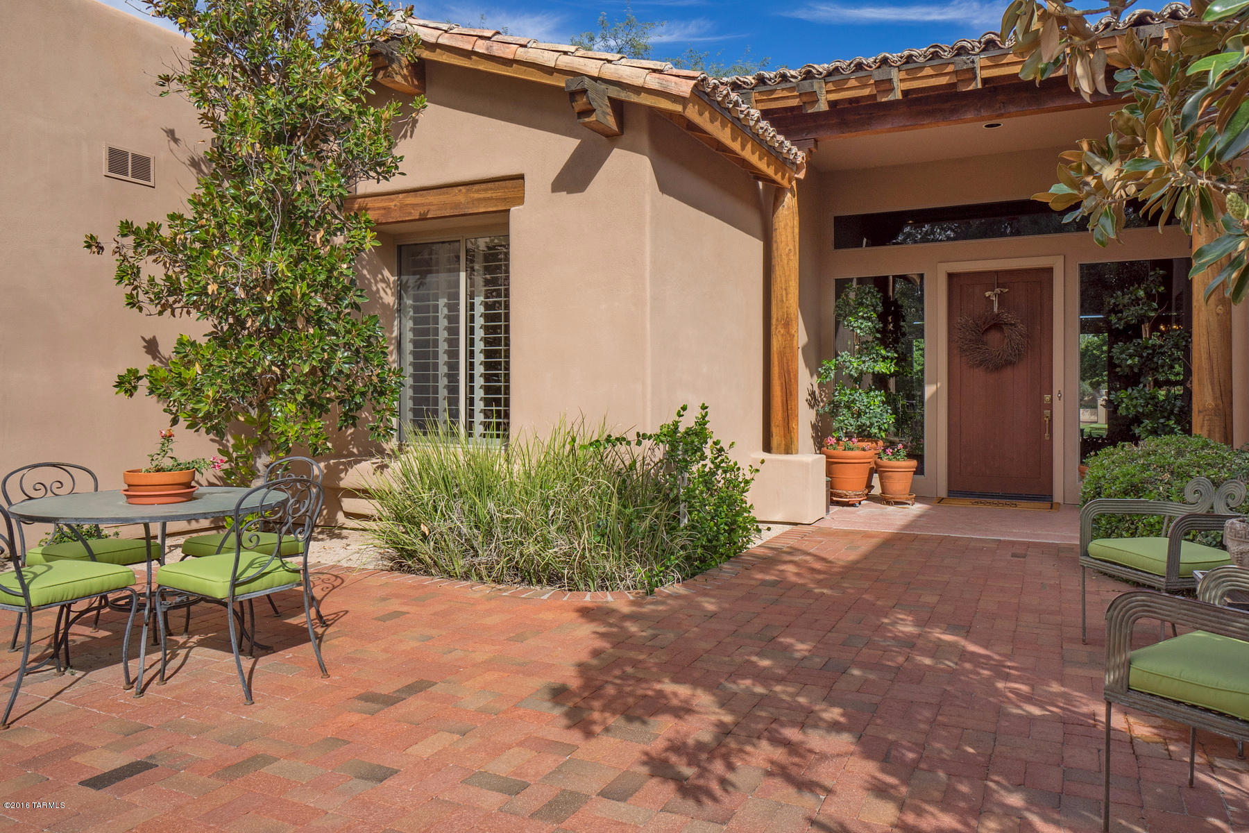 2530 N Castle Rock Drive