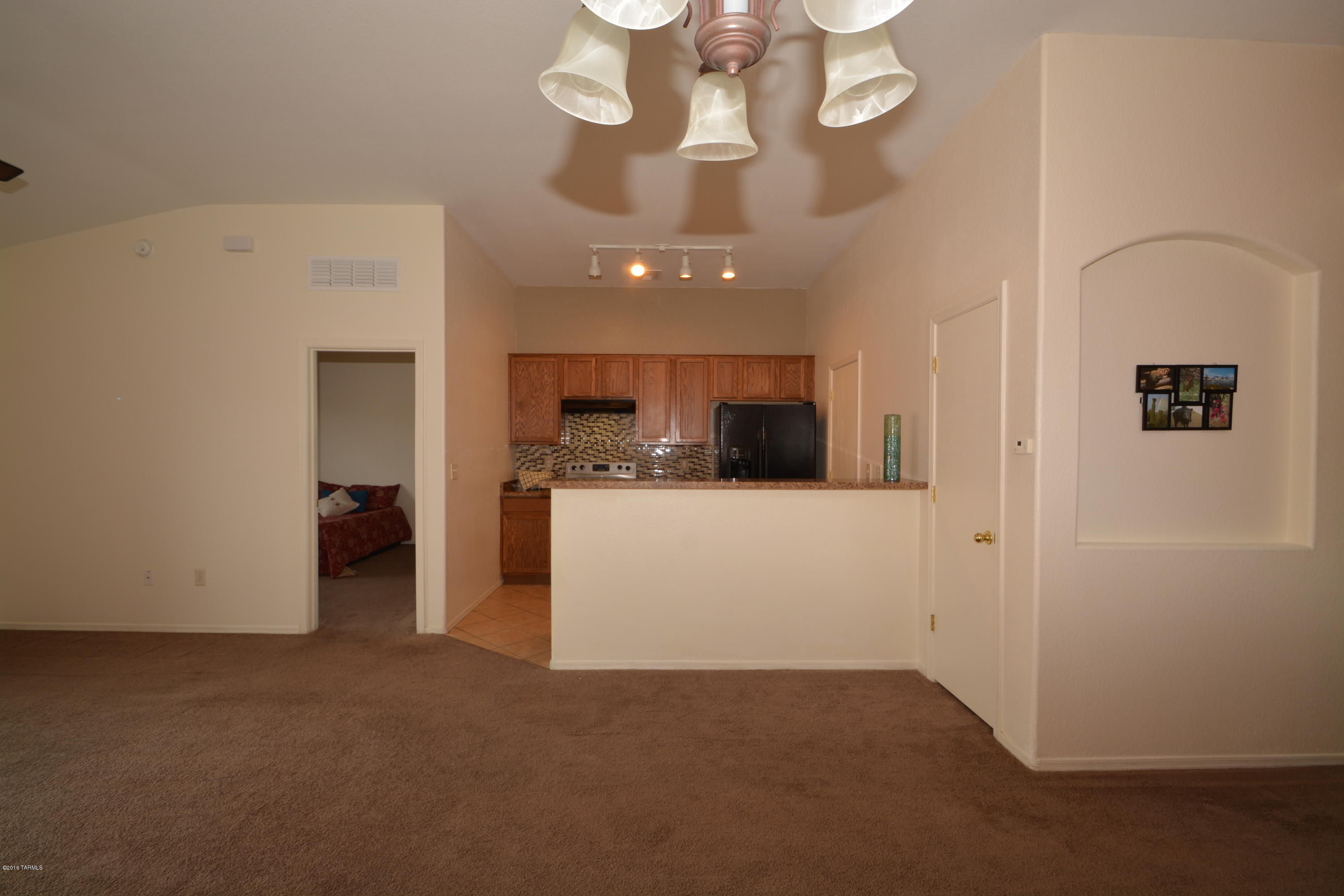 2123 E Calle Sierra Del Manantial