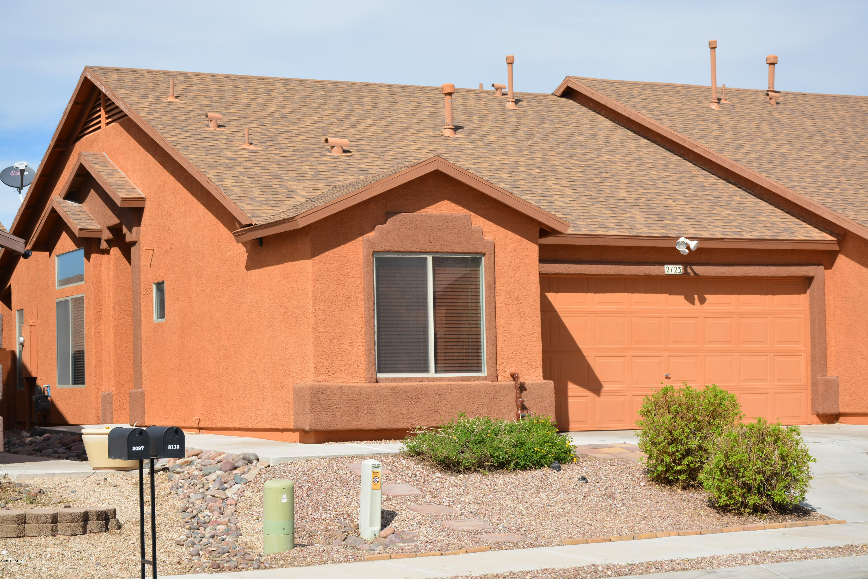 2123 E Calle Sierra Del Manantial