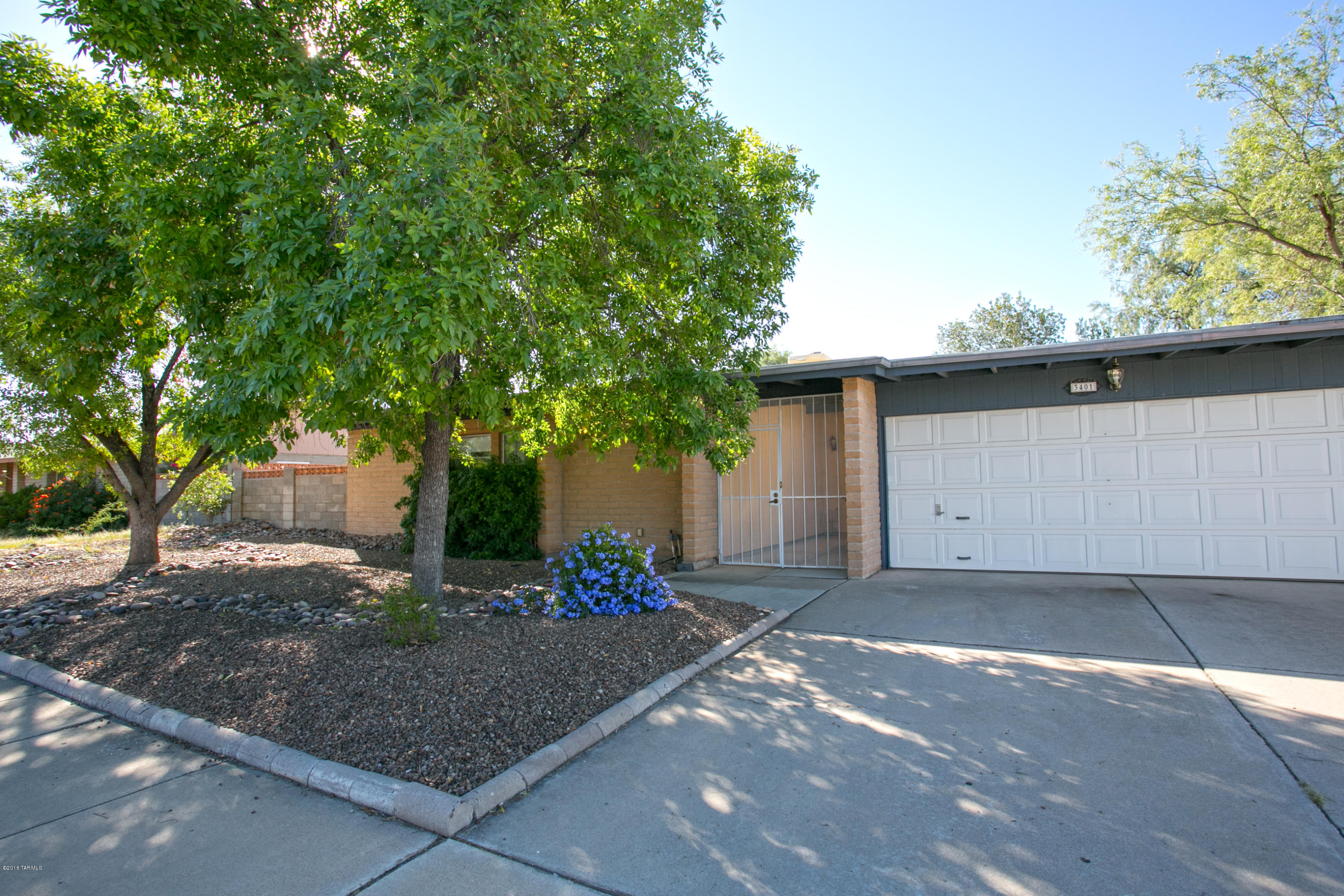 3401 W Westfal Drive