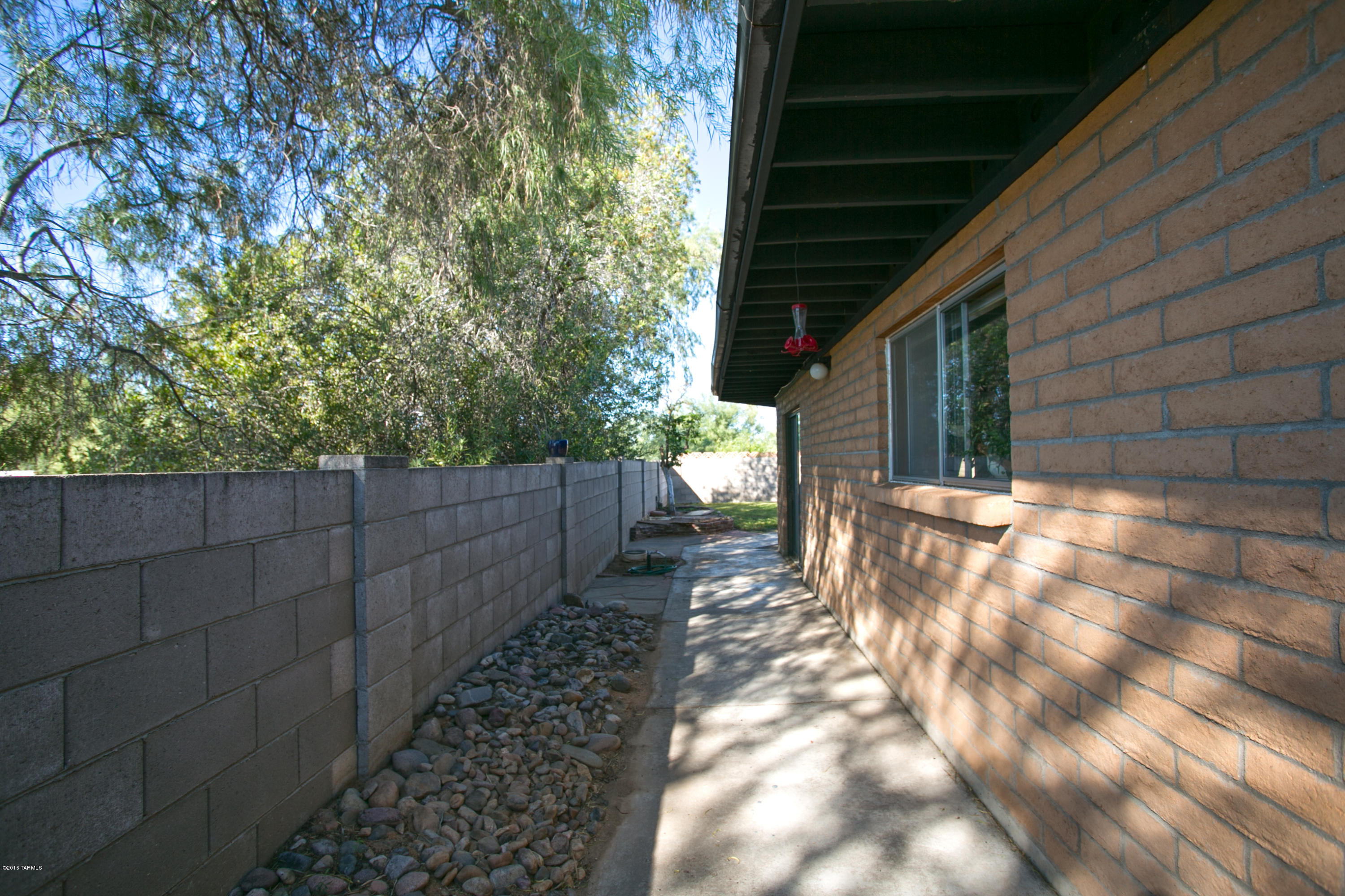 3401 W Westfal Drive