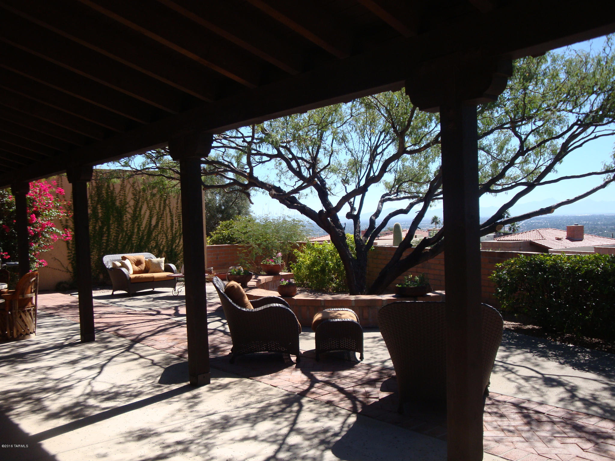 4517 N Arroyo Vacio