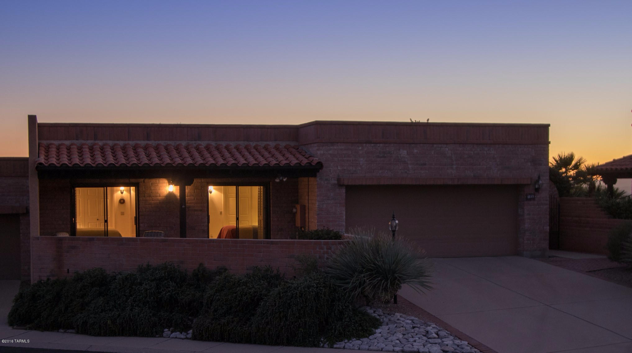 4517 N Arroyo Vacio