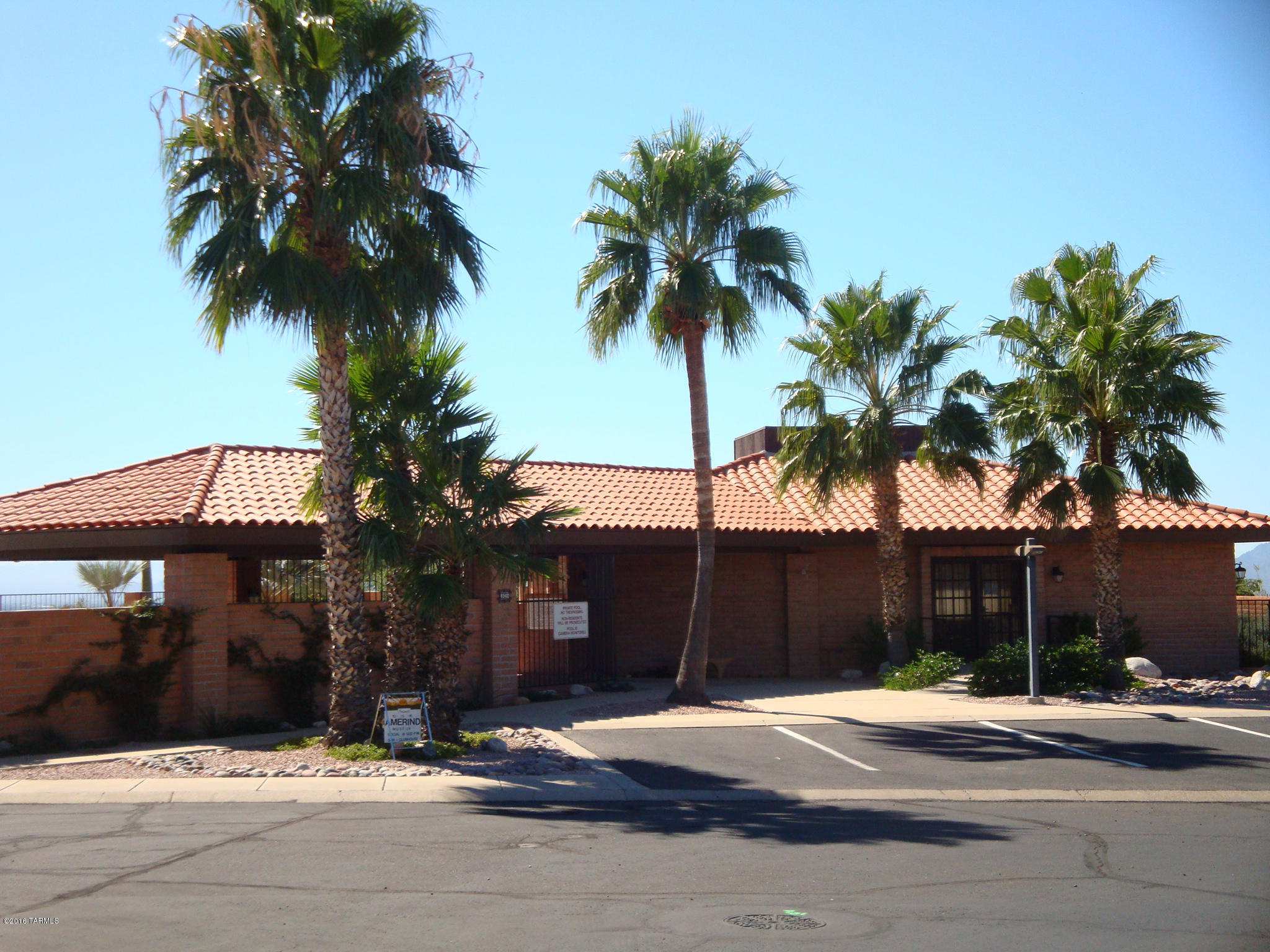 4517 N Arroyo Vacio