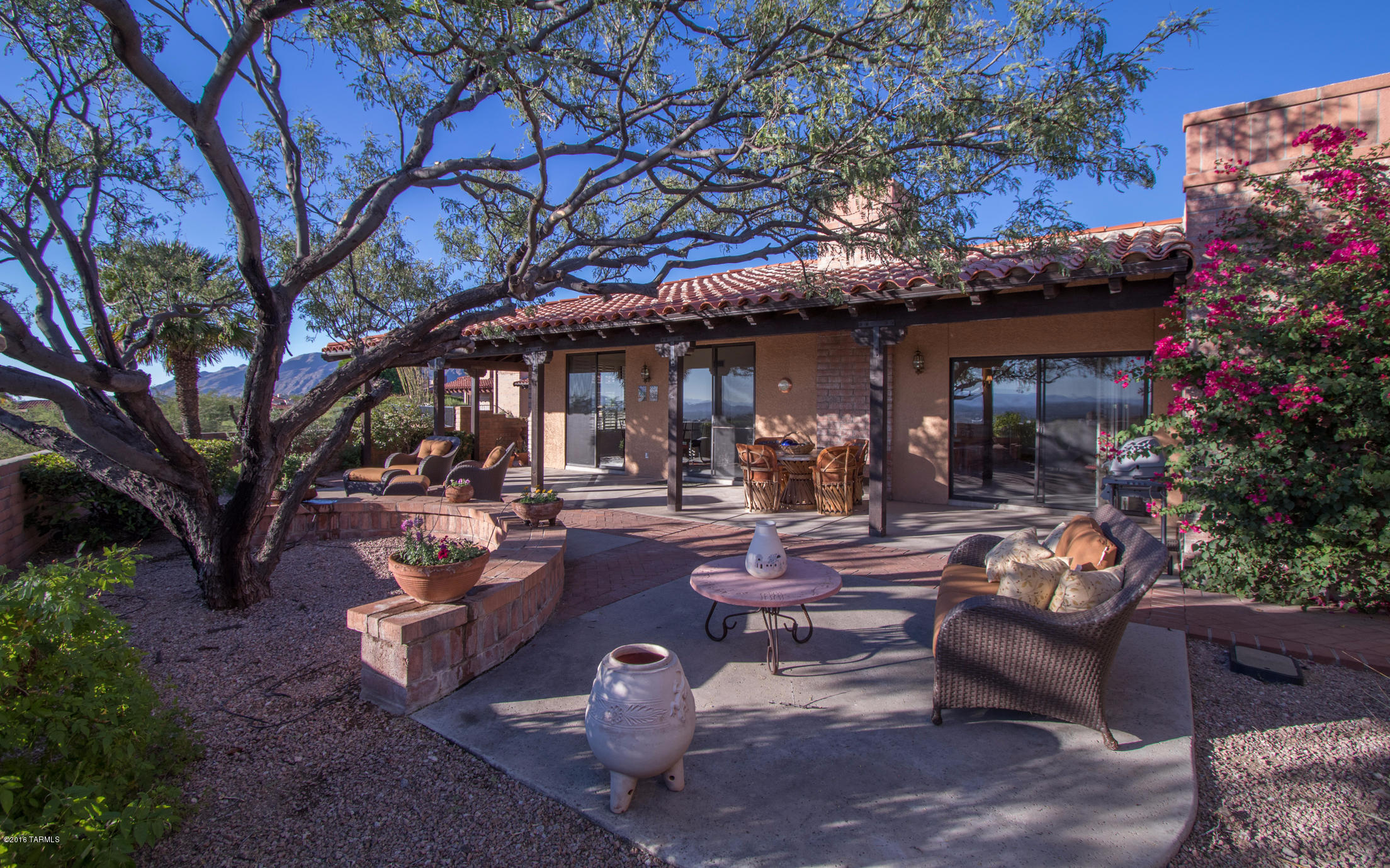 4517 N Arroyo Vacio