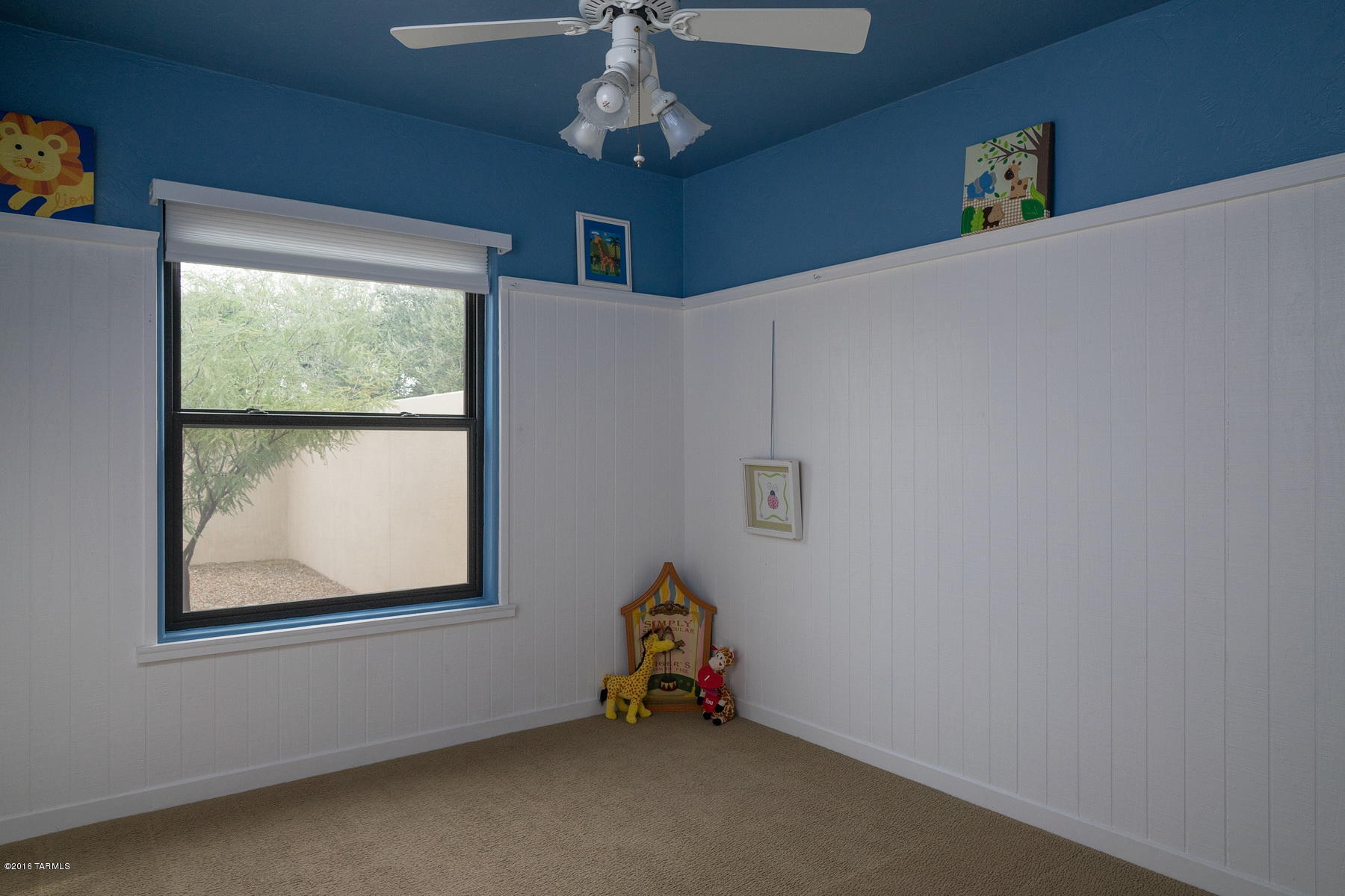 10325 E Calle Trece