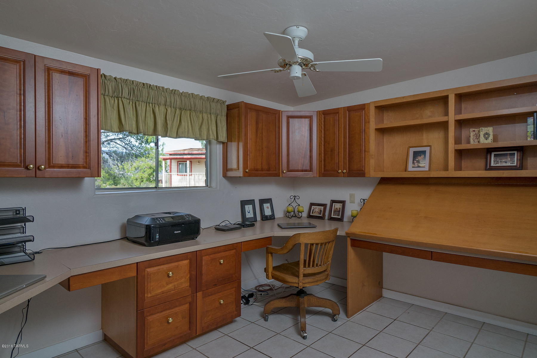 10325 E Calle Trece