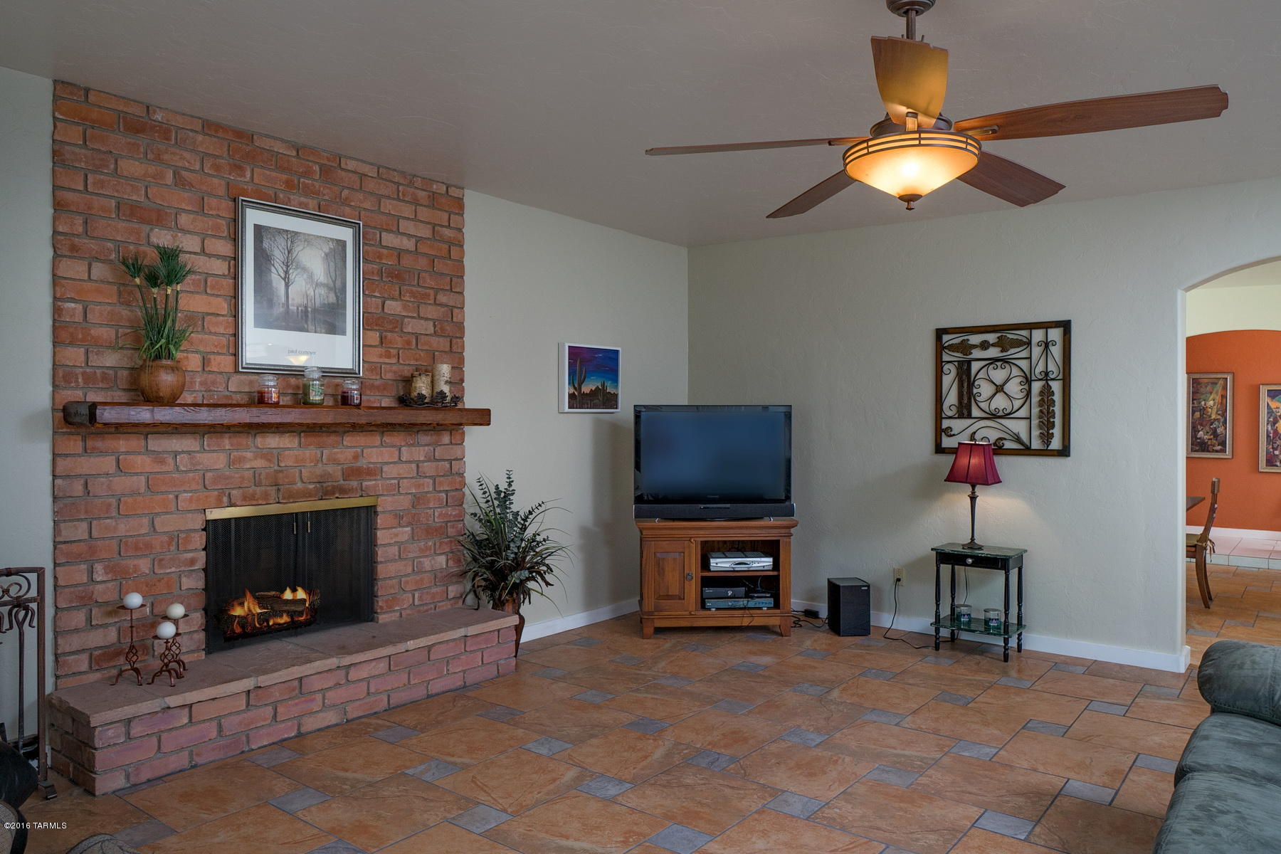 10325 E Calle Trece