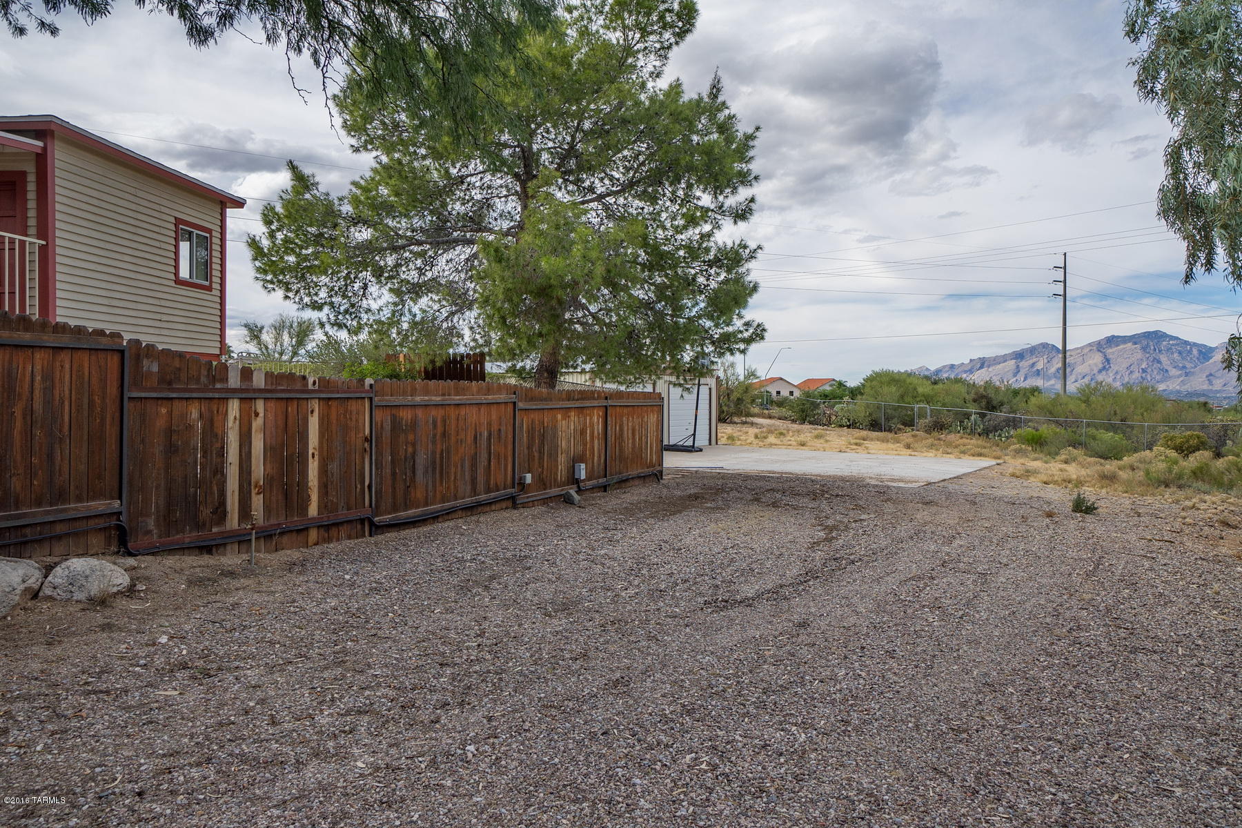 10325 E Calle Trece