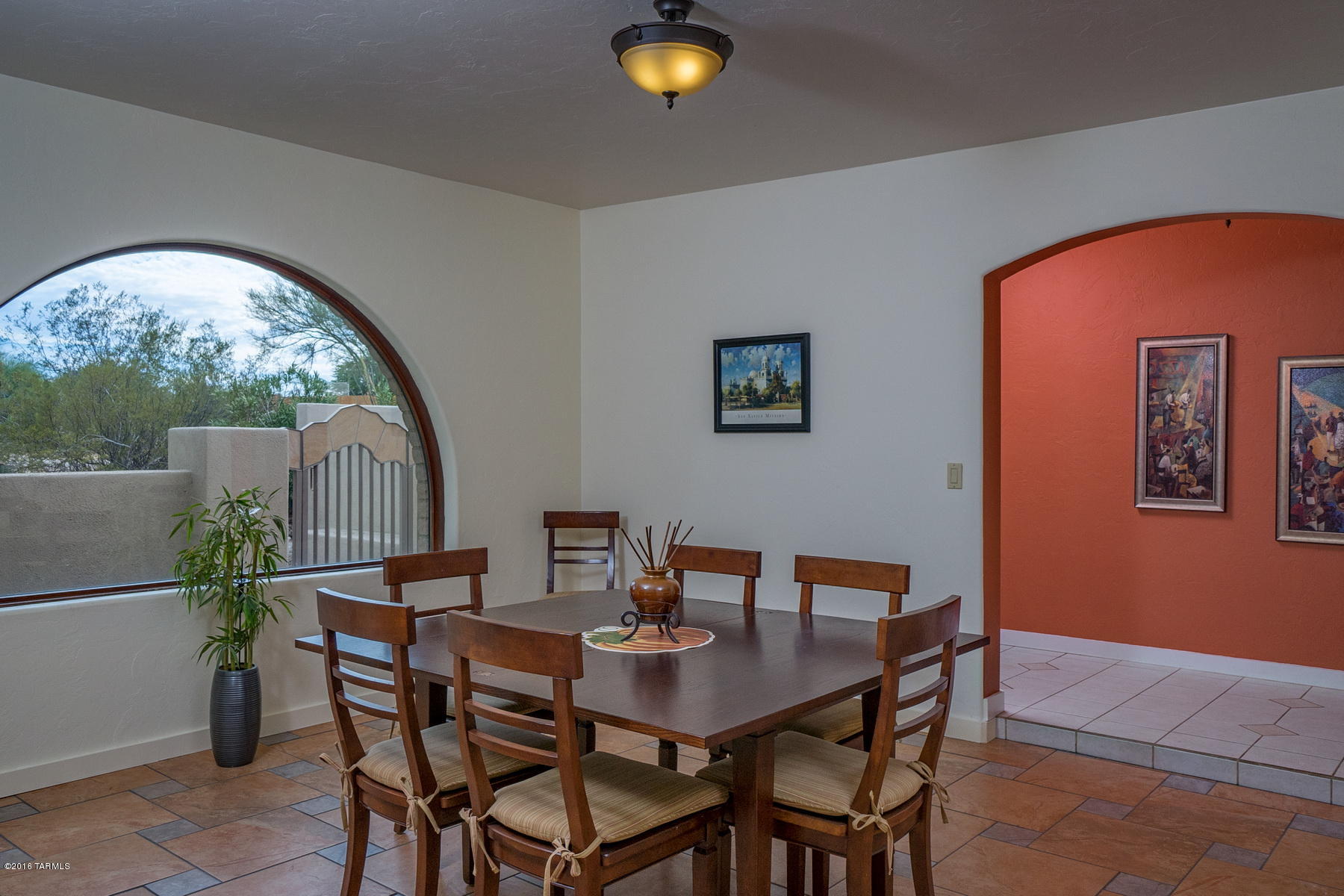 10325 E Calle Trece