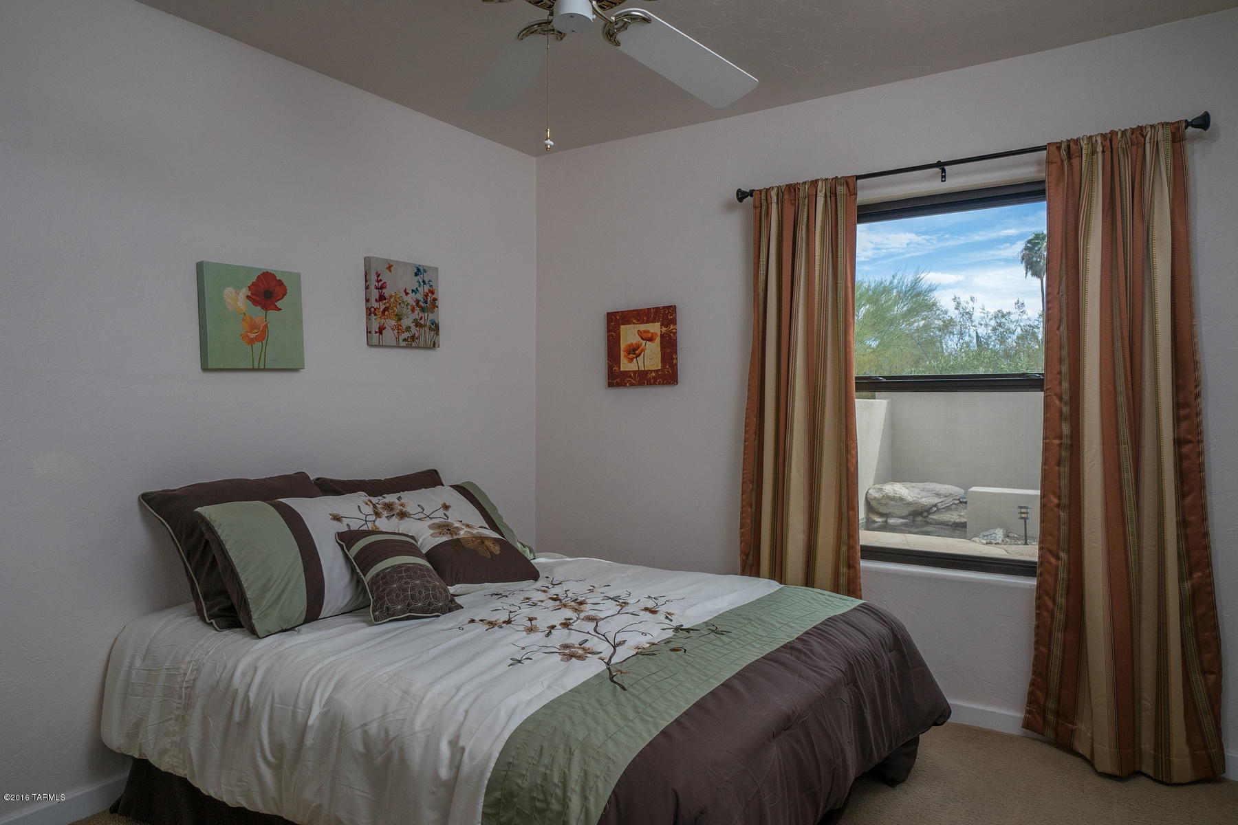 10325 E Calle Trece