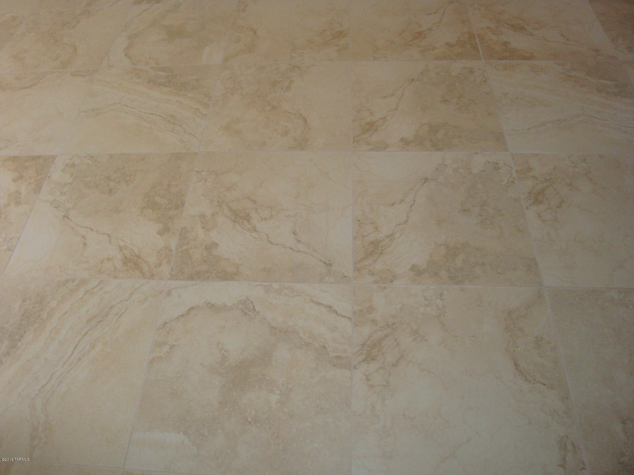 6710 E Loma Del Bribon