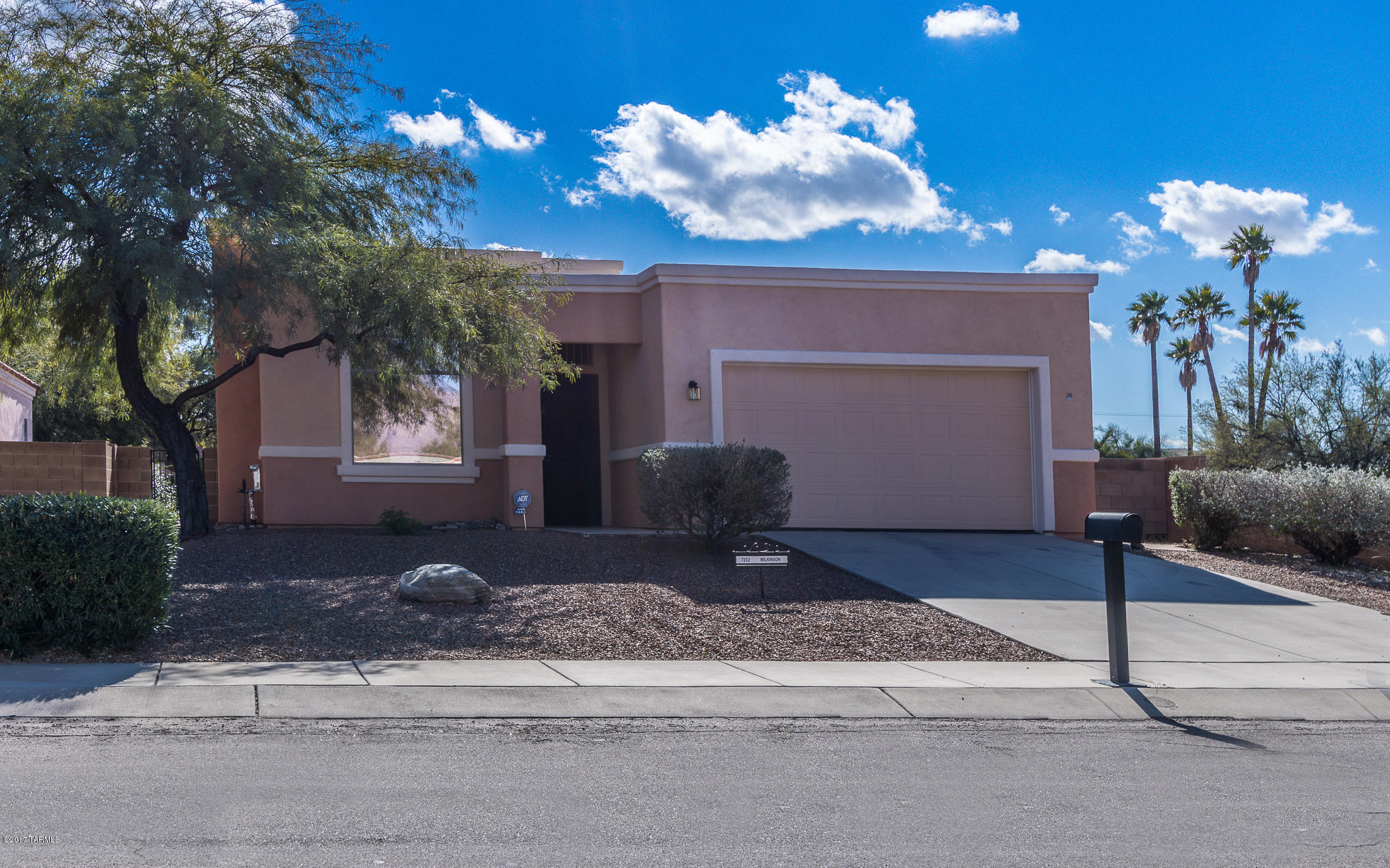 7232 E Camino Bacelar