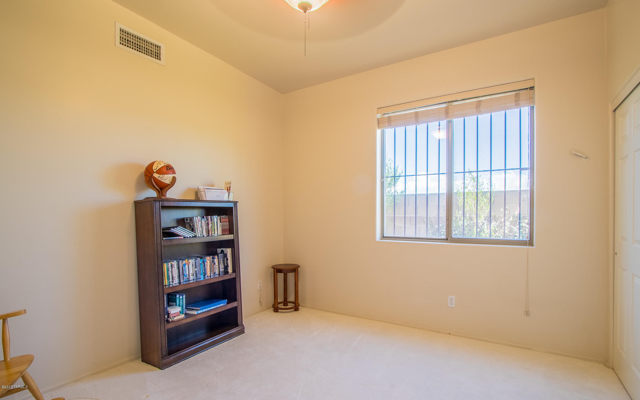7232 E Camino Bacelar