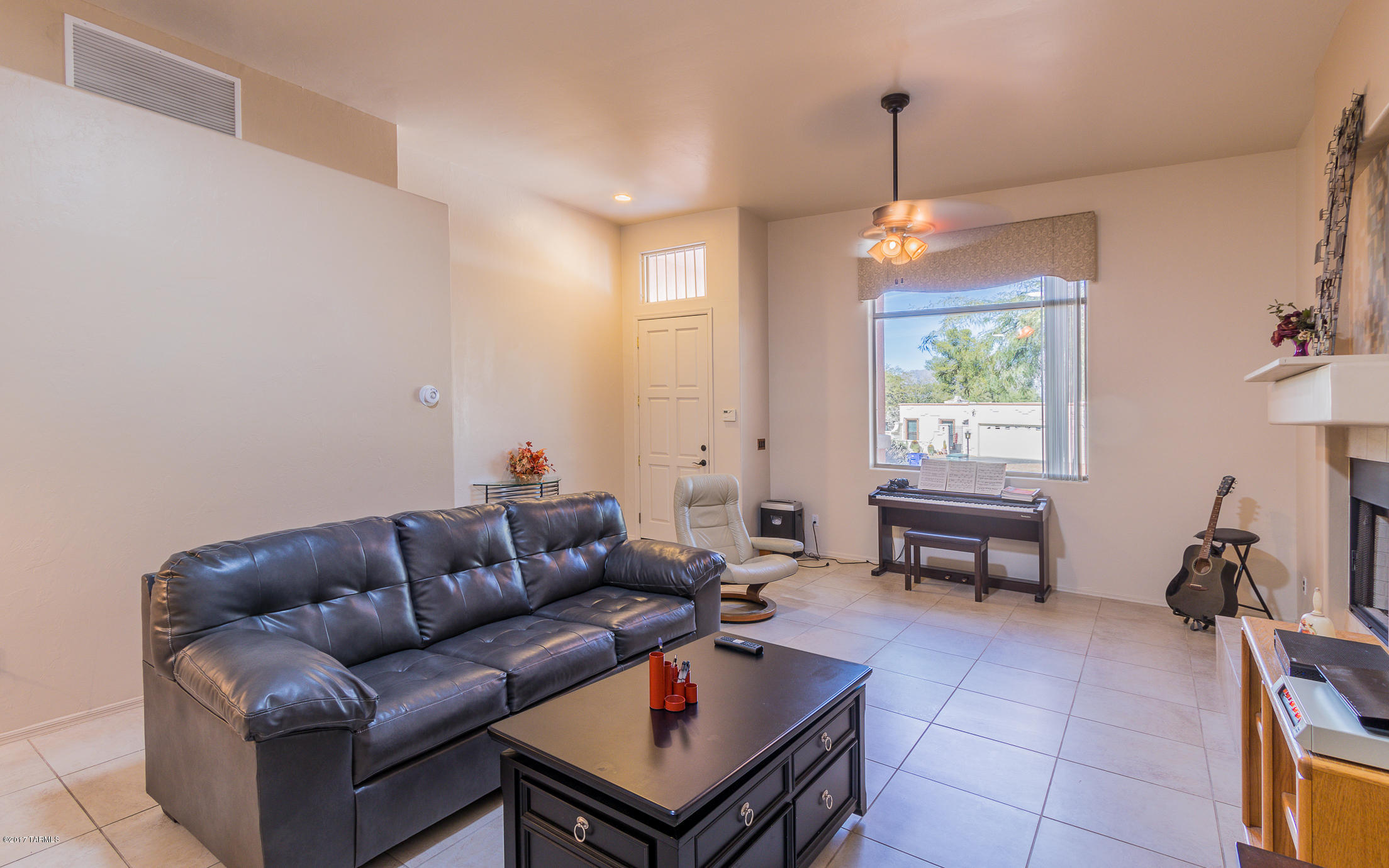 7232 E Camino Bacelar