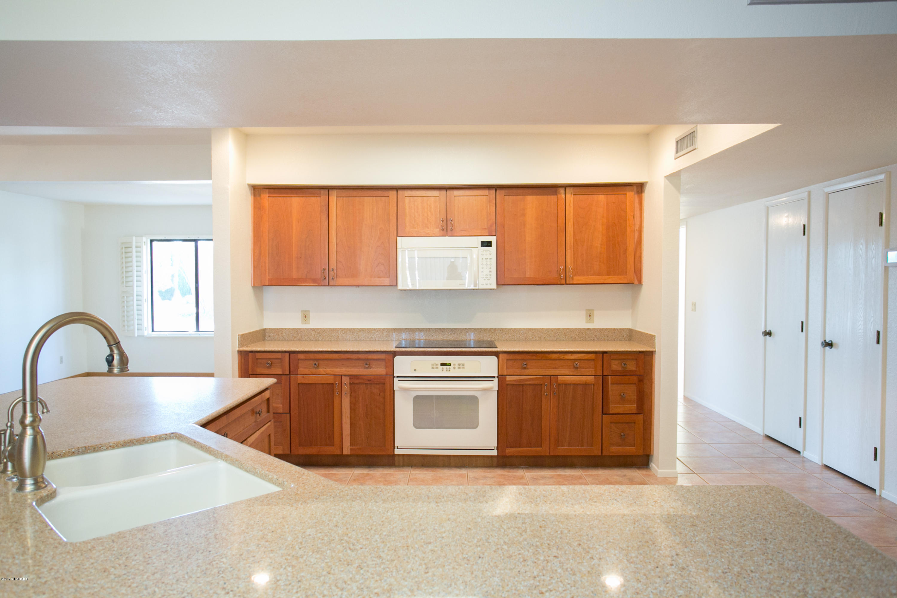 7029 E Calle Cerca