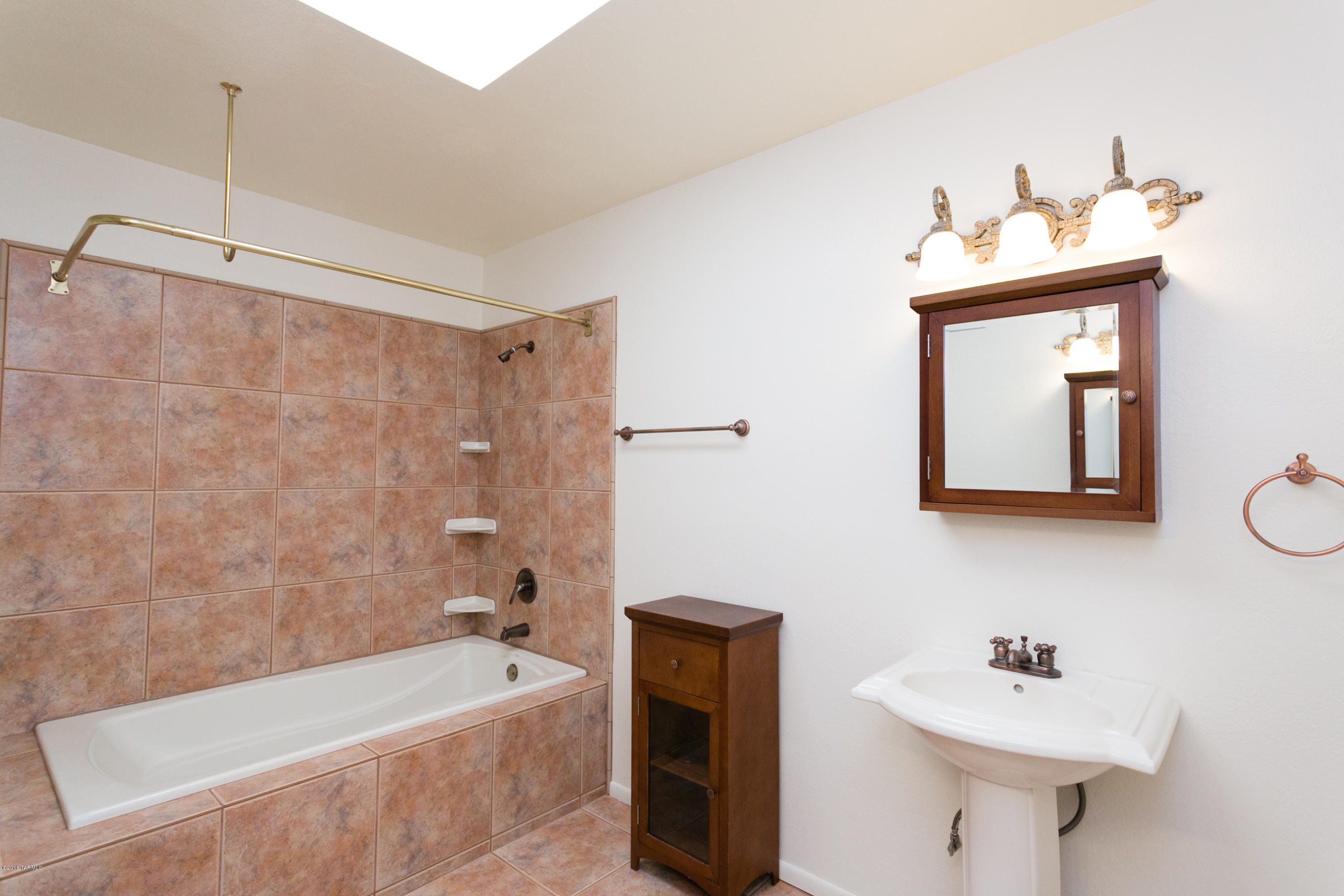 7029 E Calle Cerca