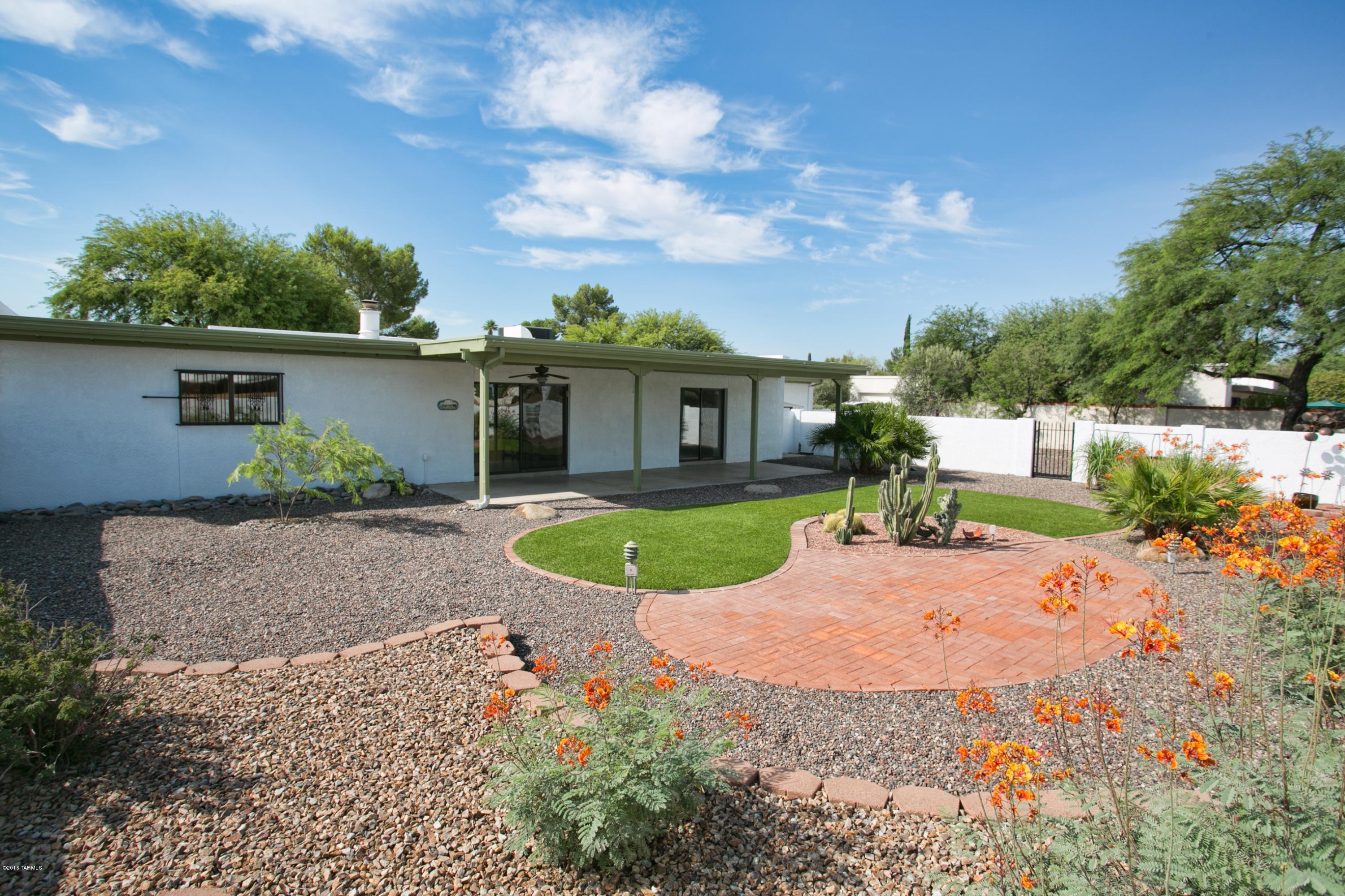 7029 E Calle Cerca