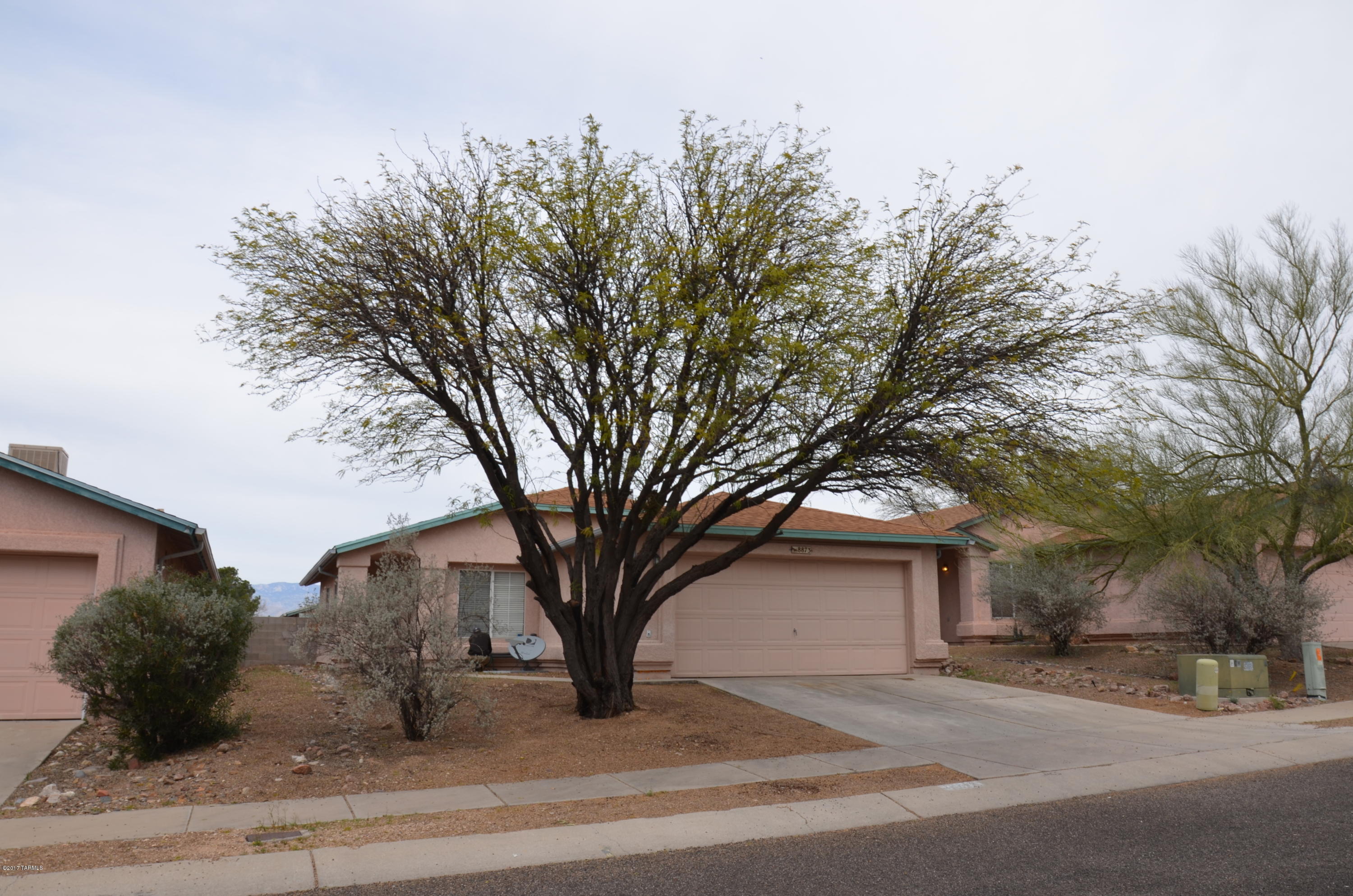 8873 E Rose Tree Street