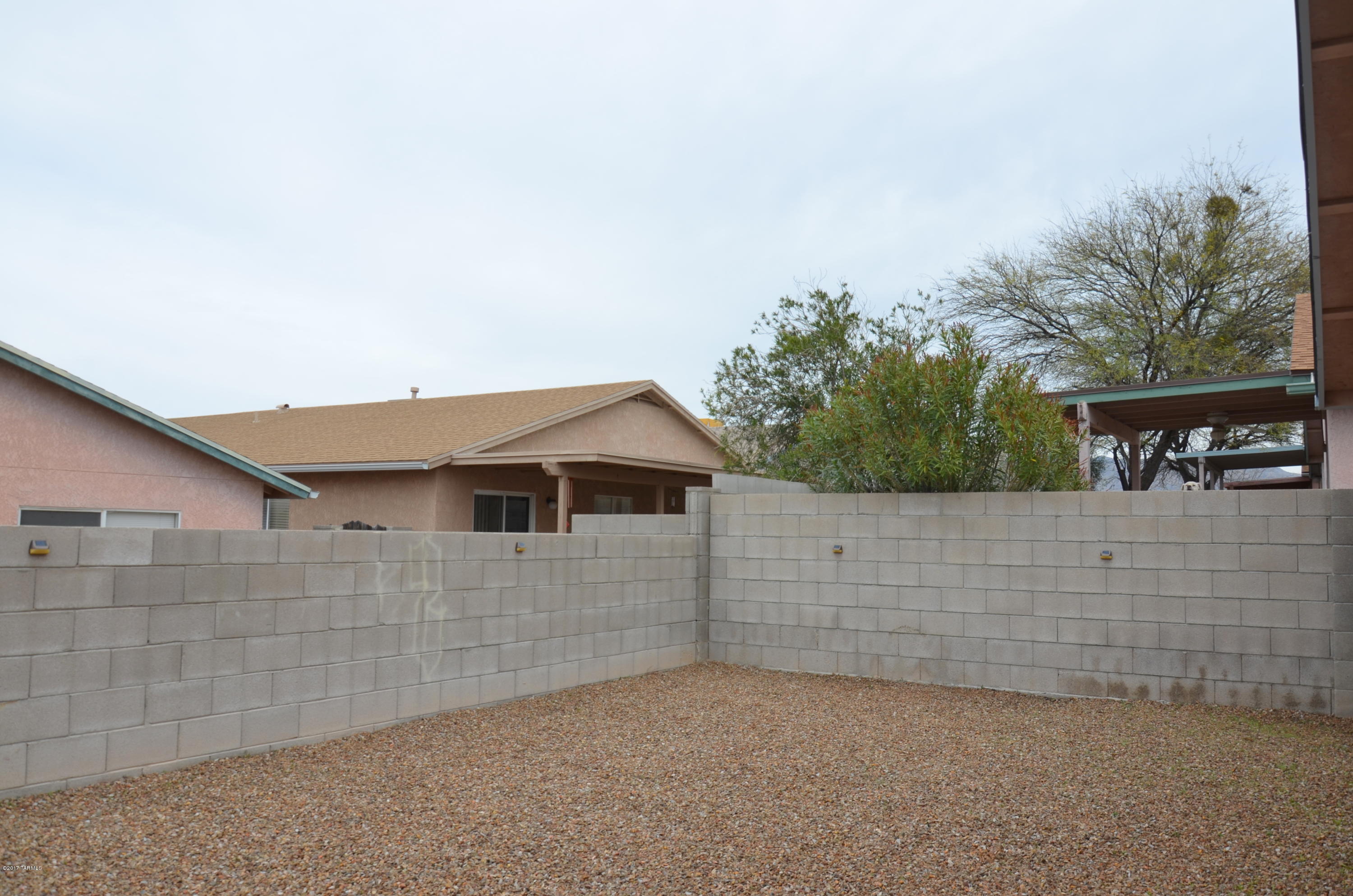 8873 E Rose Tree Street