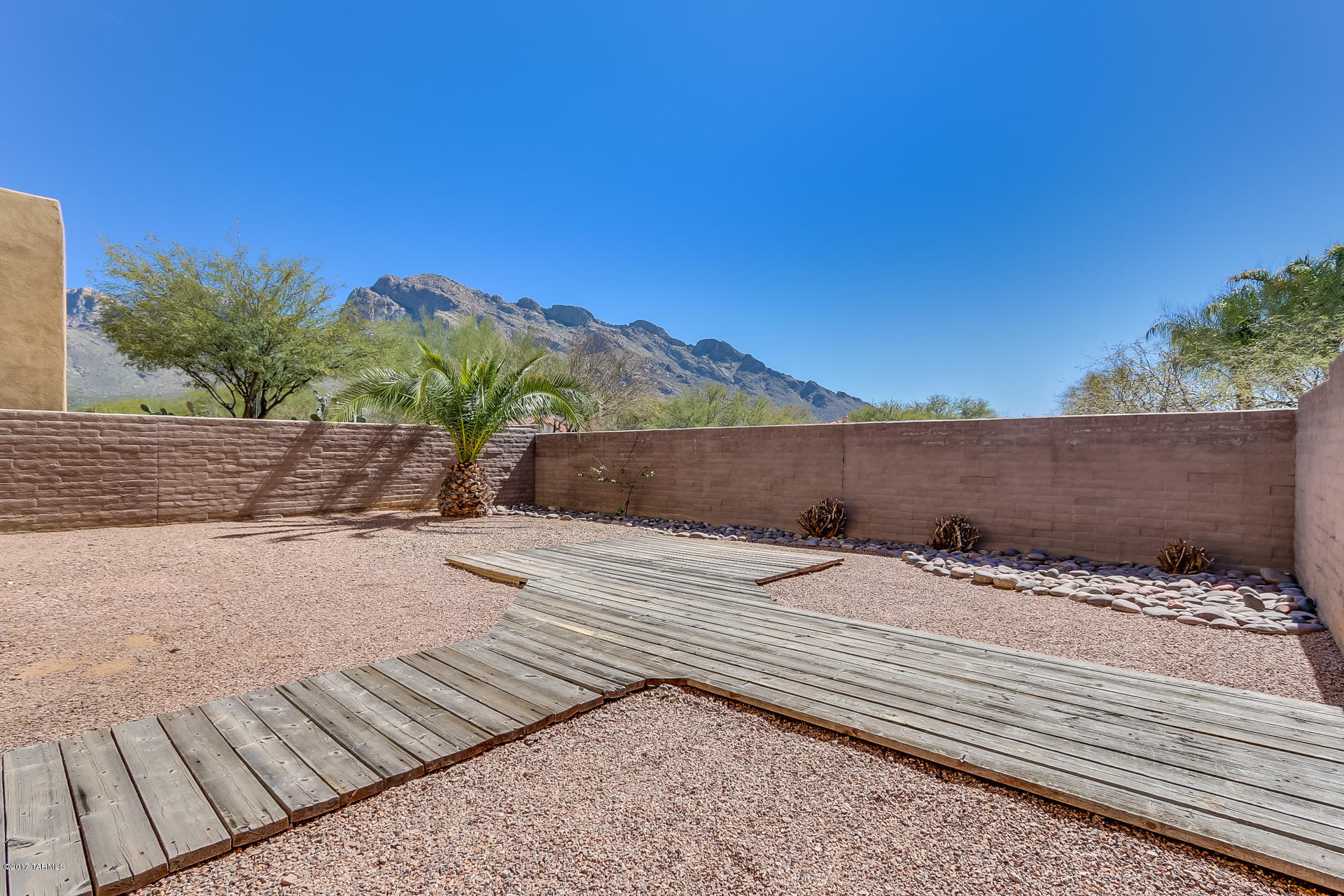 170 E Spring Sky Street