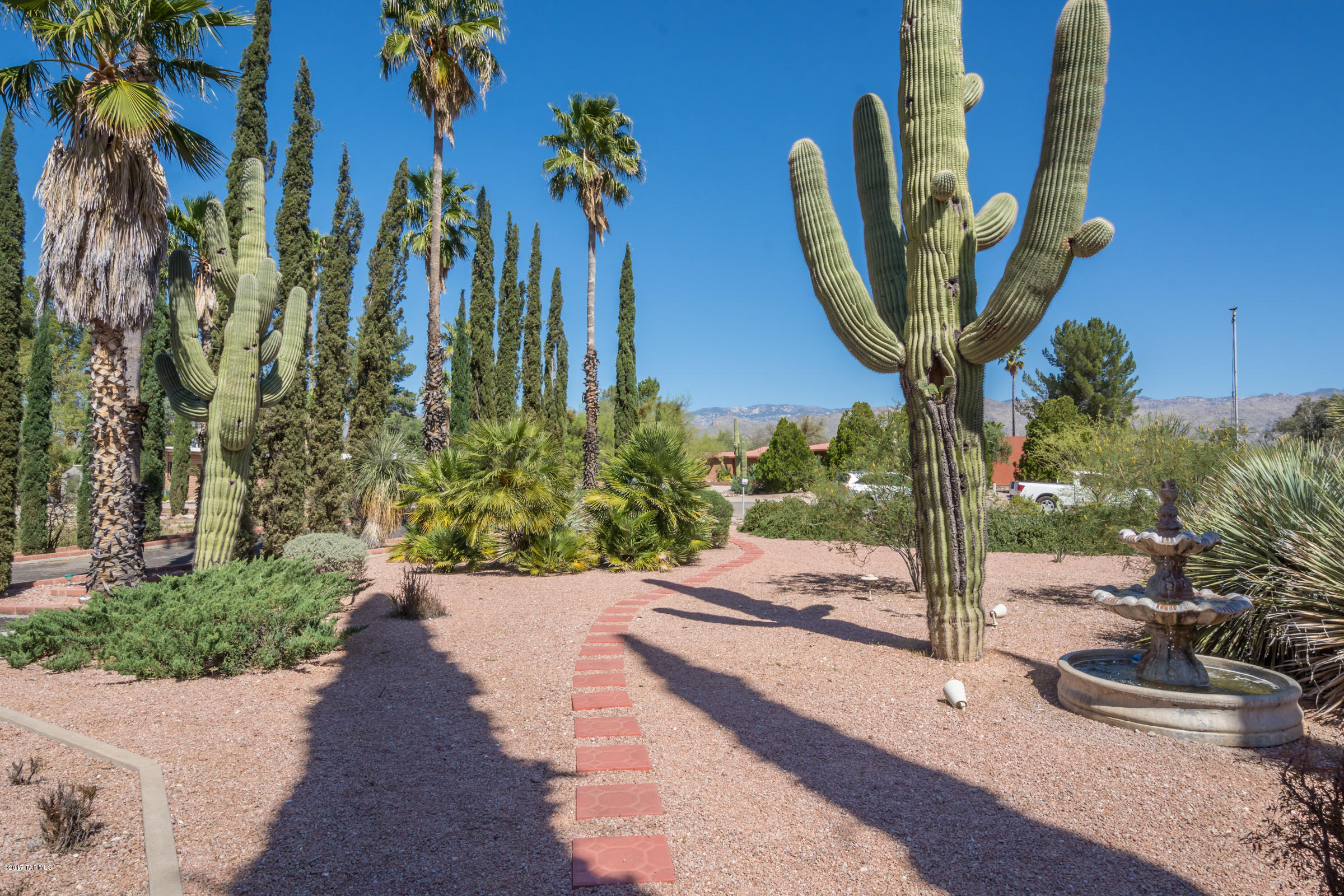 11312 E Comanchero Circle