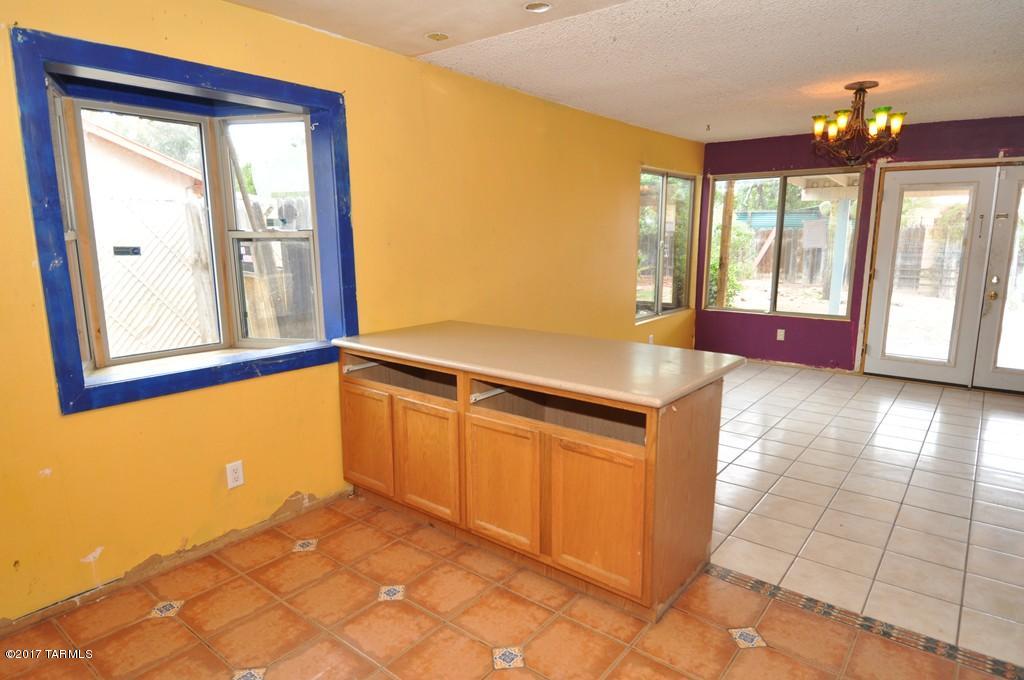 3530 S Camino Seco