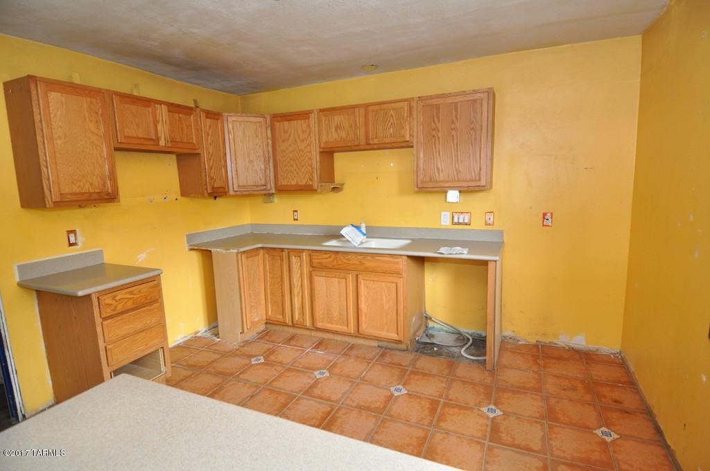 3530 S Camino Seco