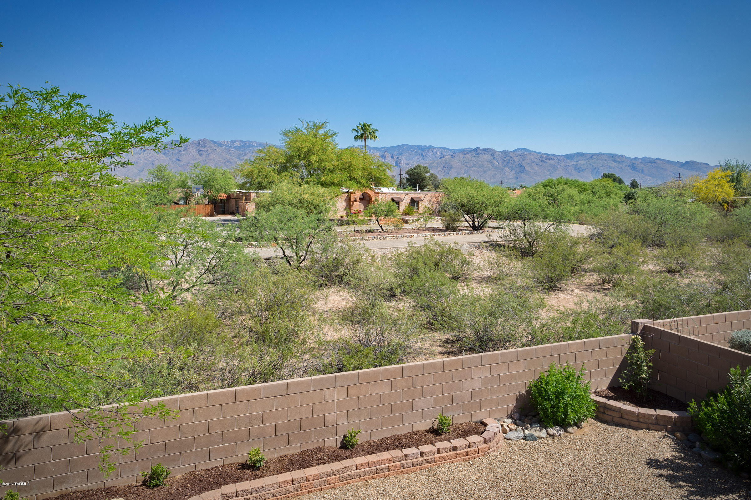 8105 E Slate Ridge Drive