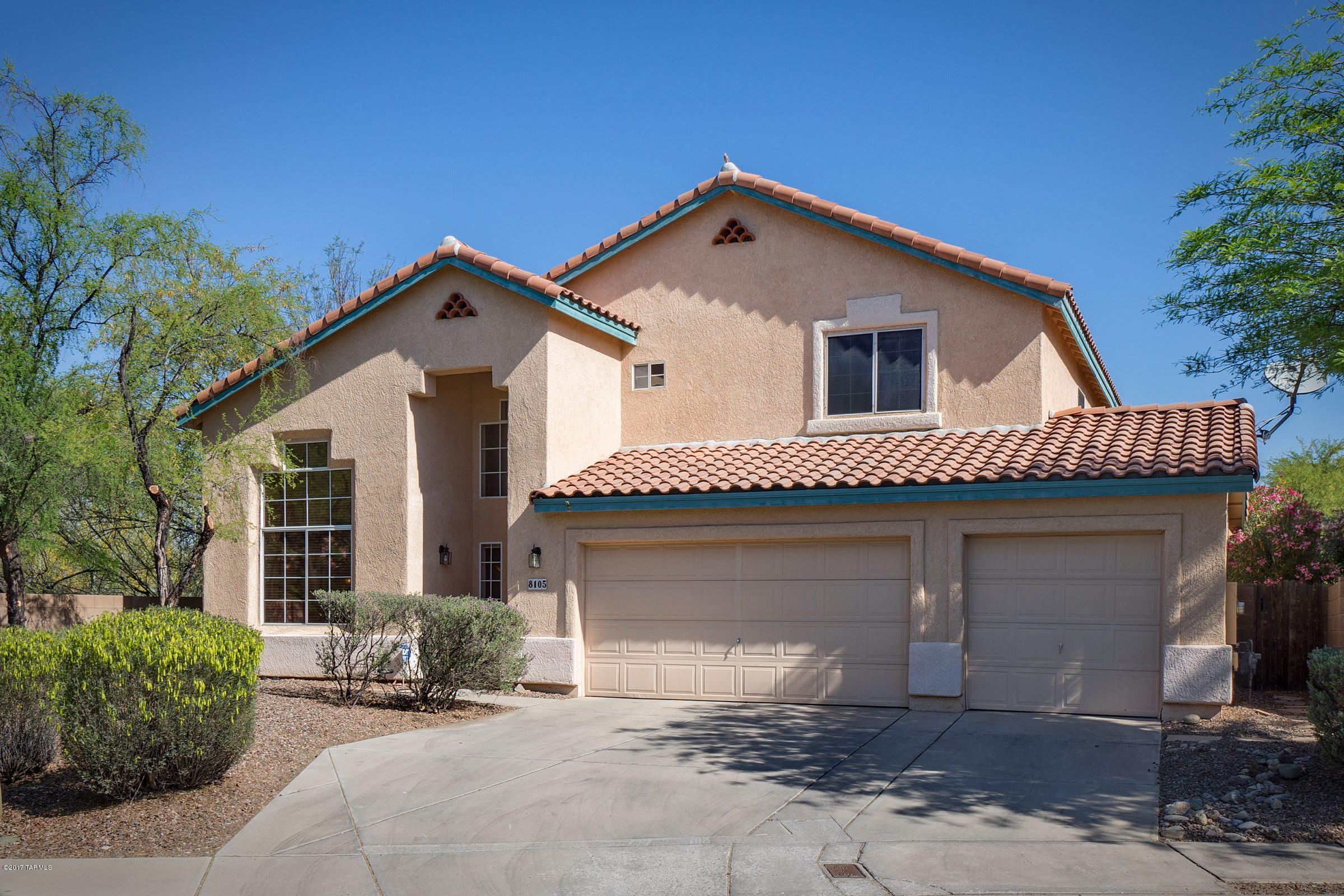 8105 E Slate Ridge Drive