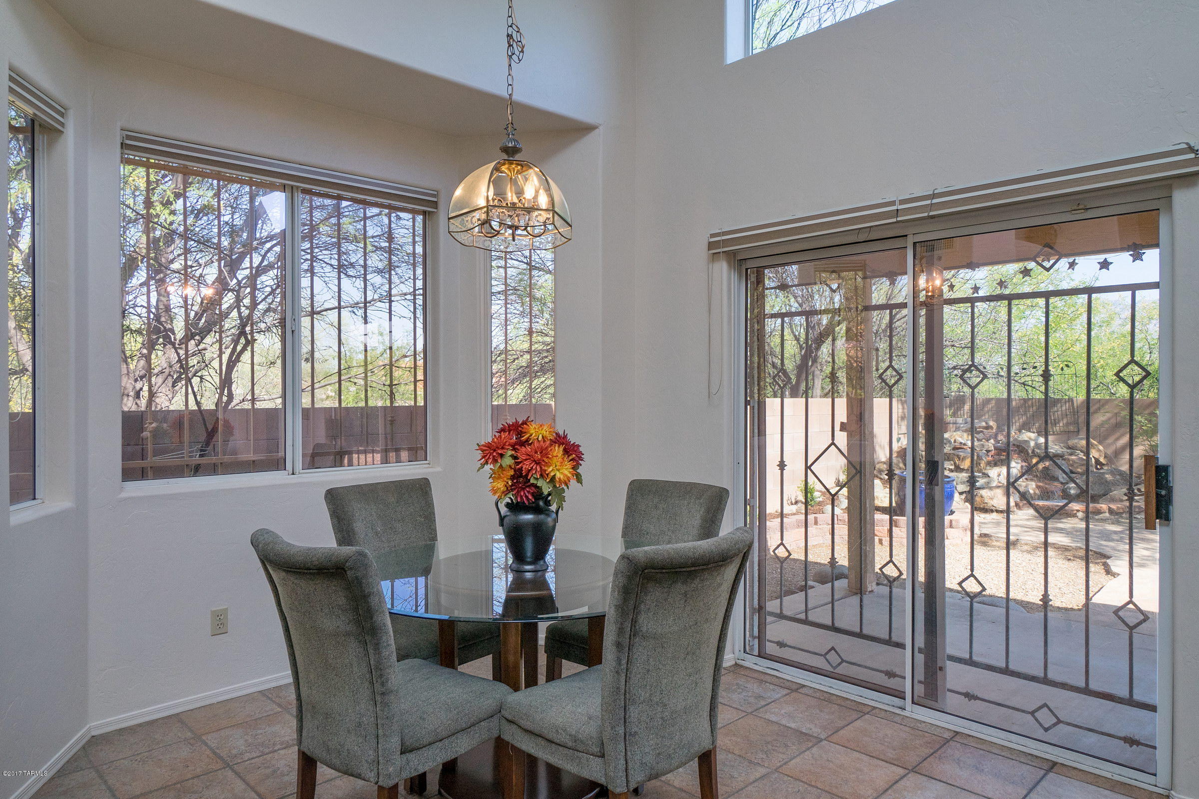 8105 E Slate Ridge Drive