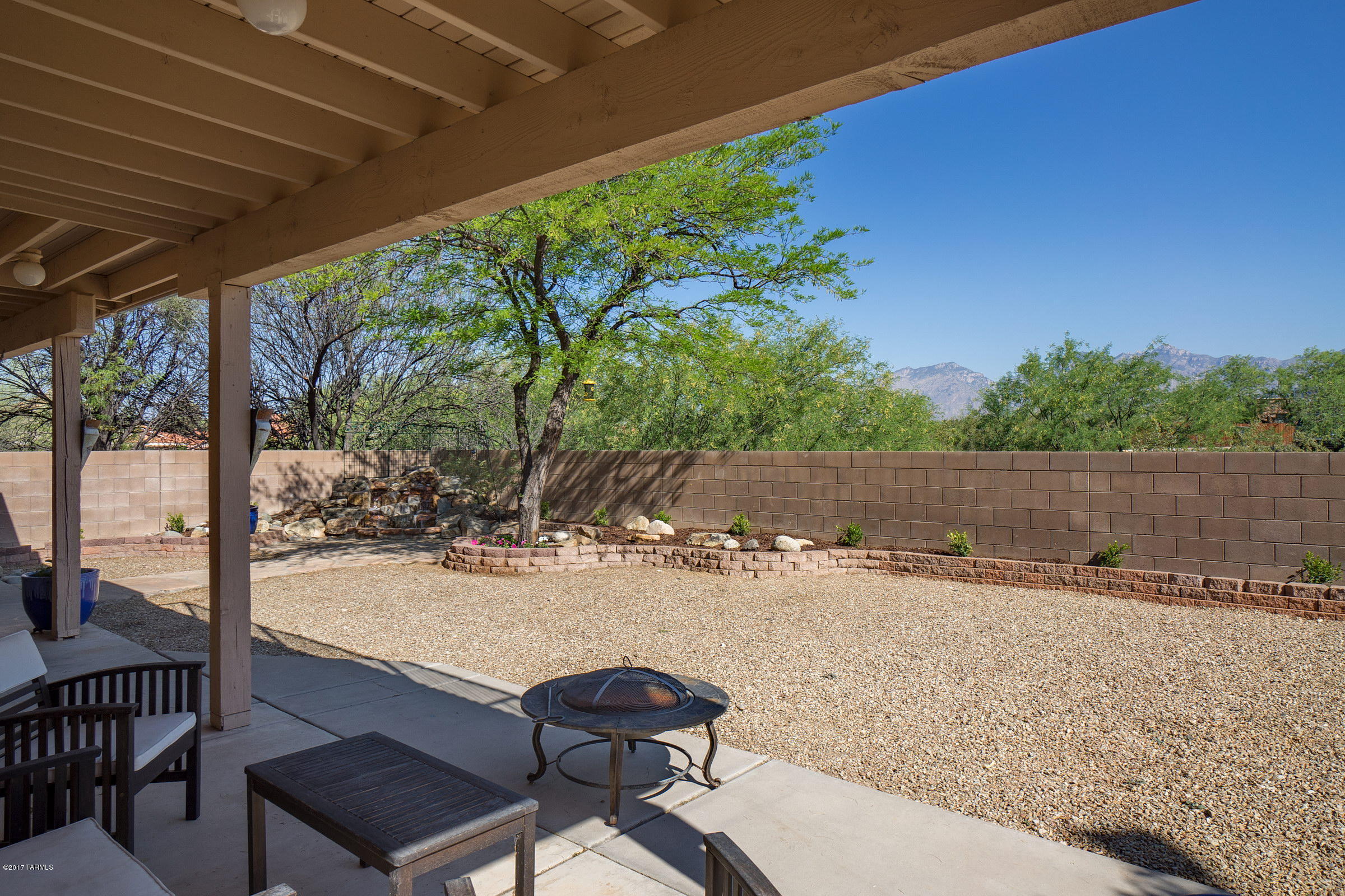 8105 E Slate Ridge Drive