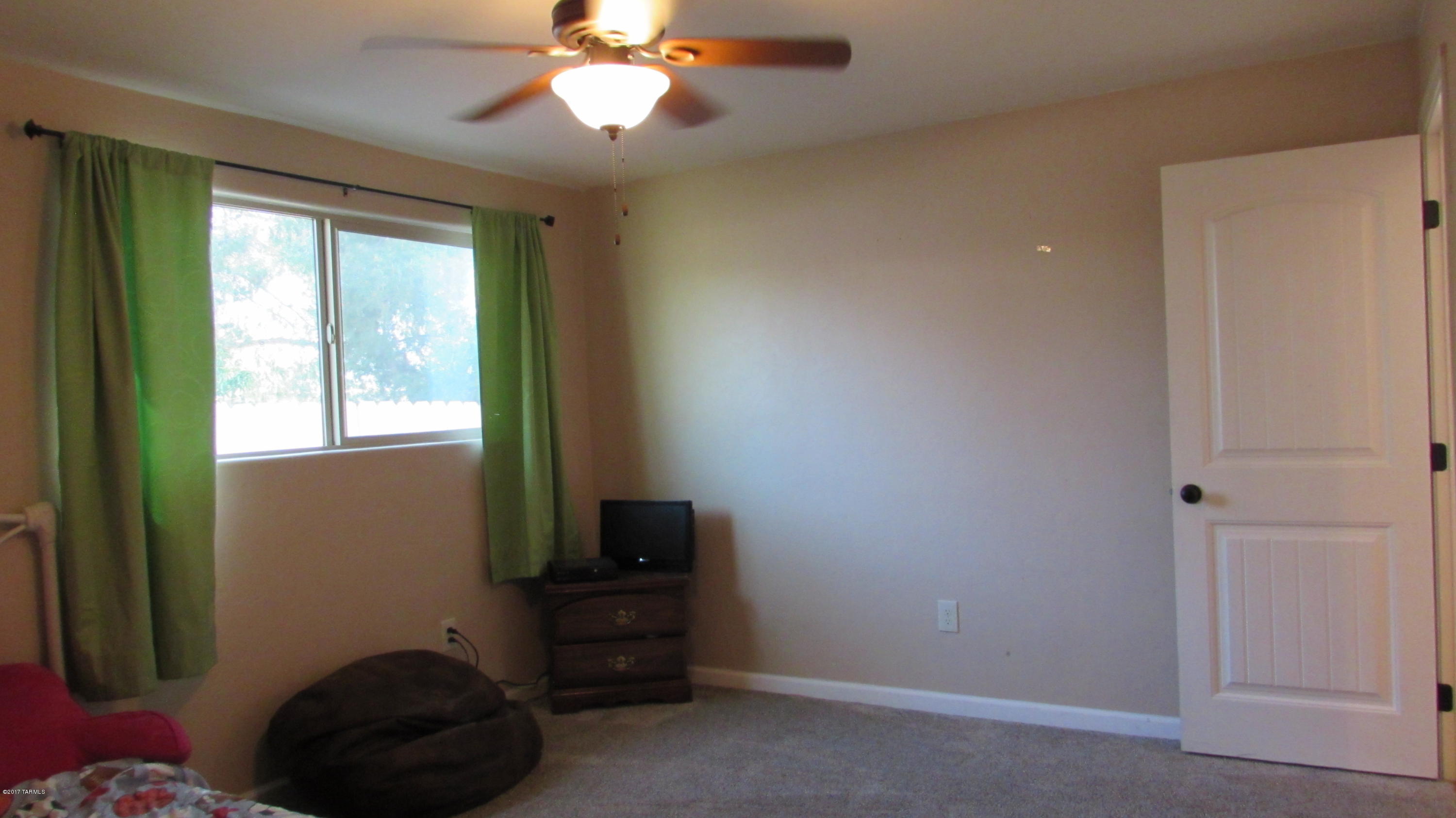 720 S Tudor Place