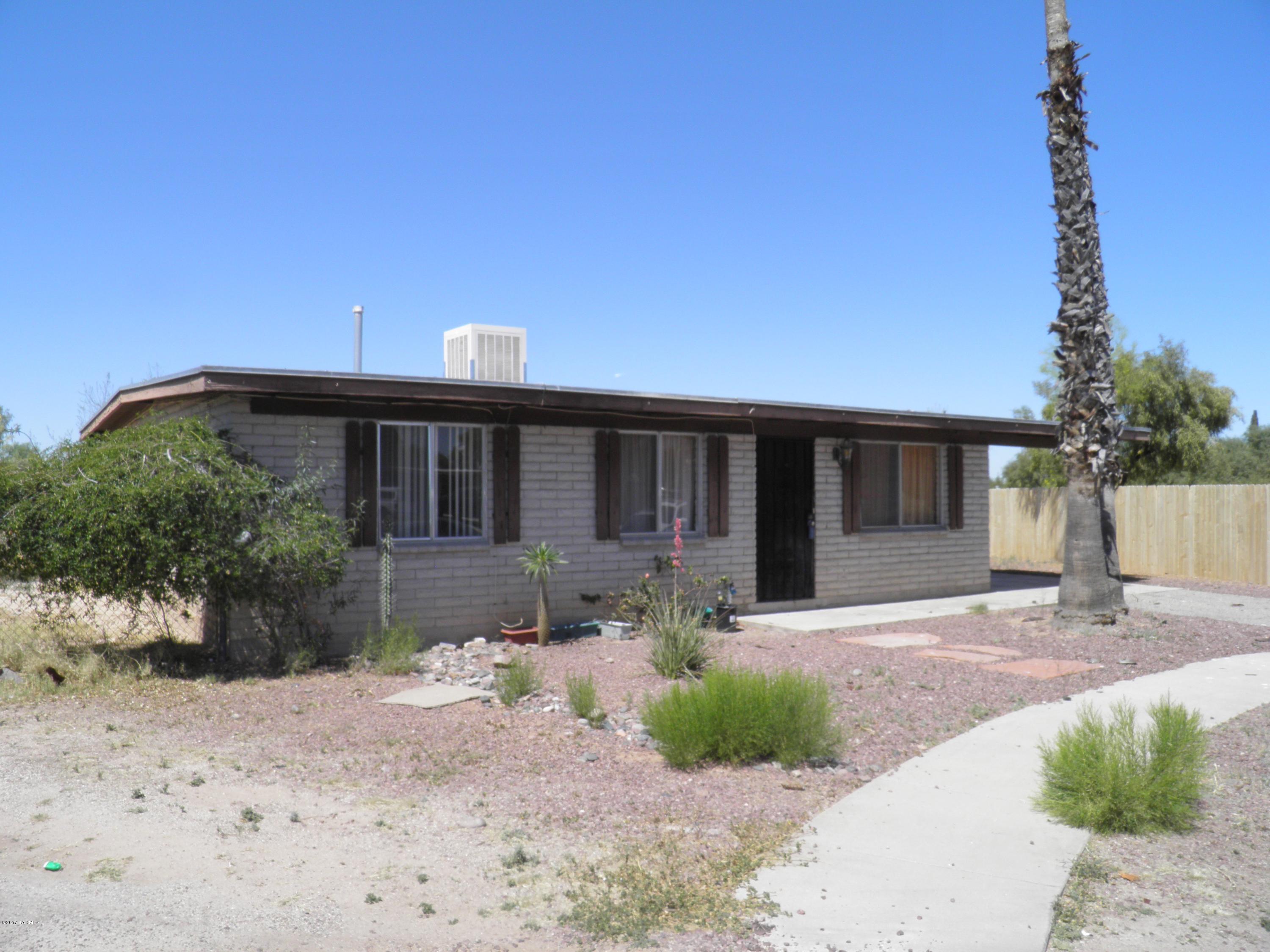 4764 S Rose Place