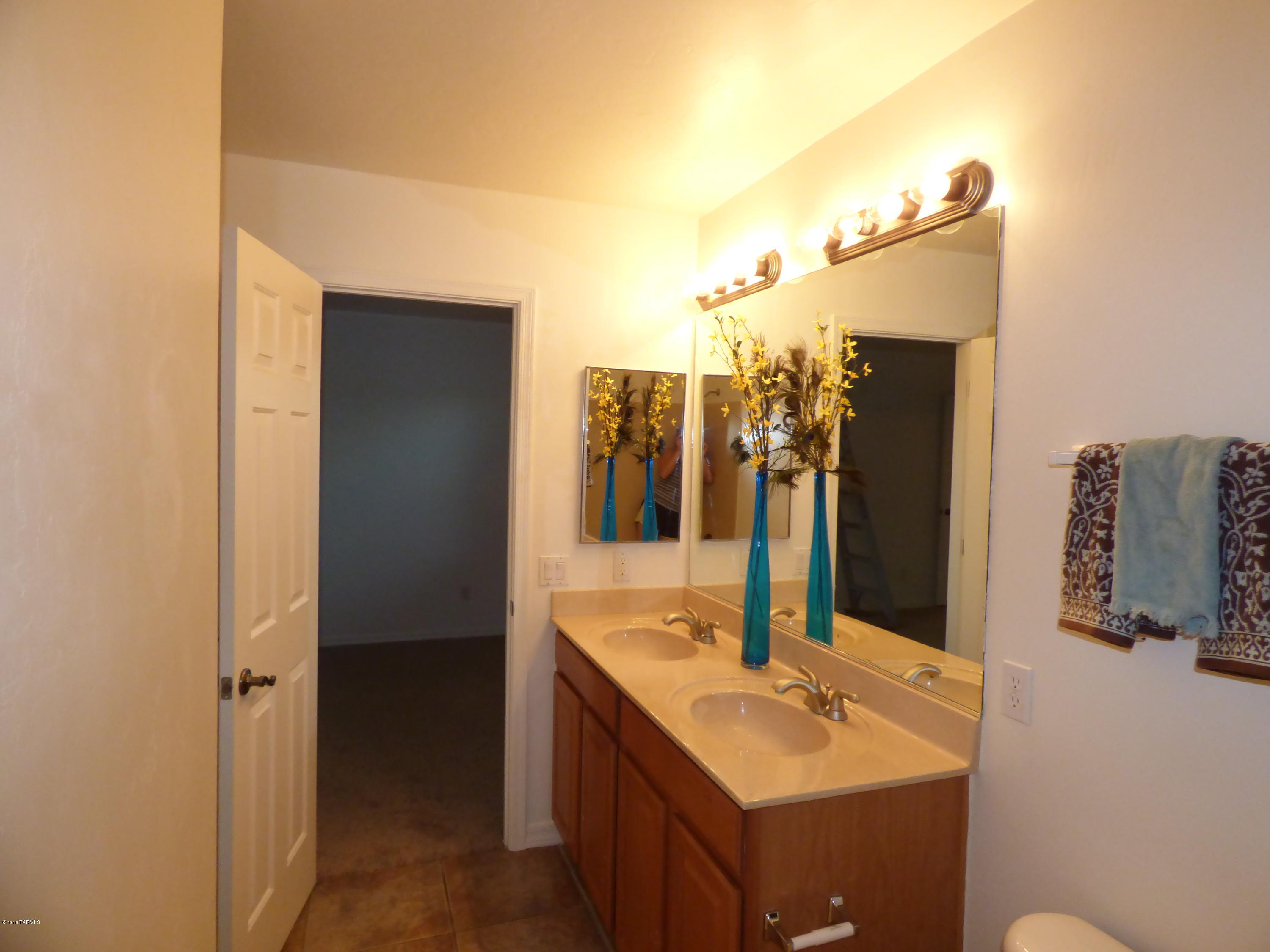 13705 E Diablo Creek Drive