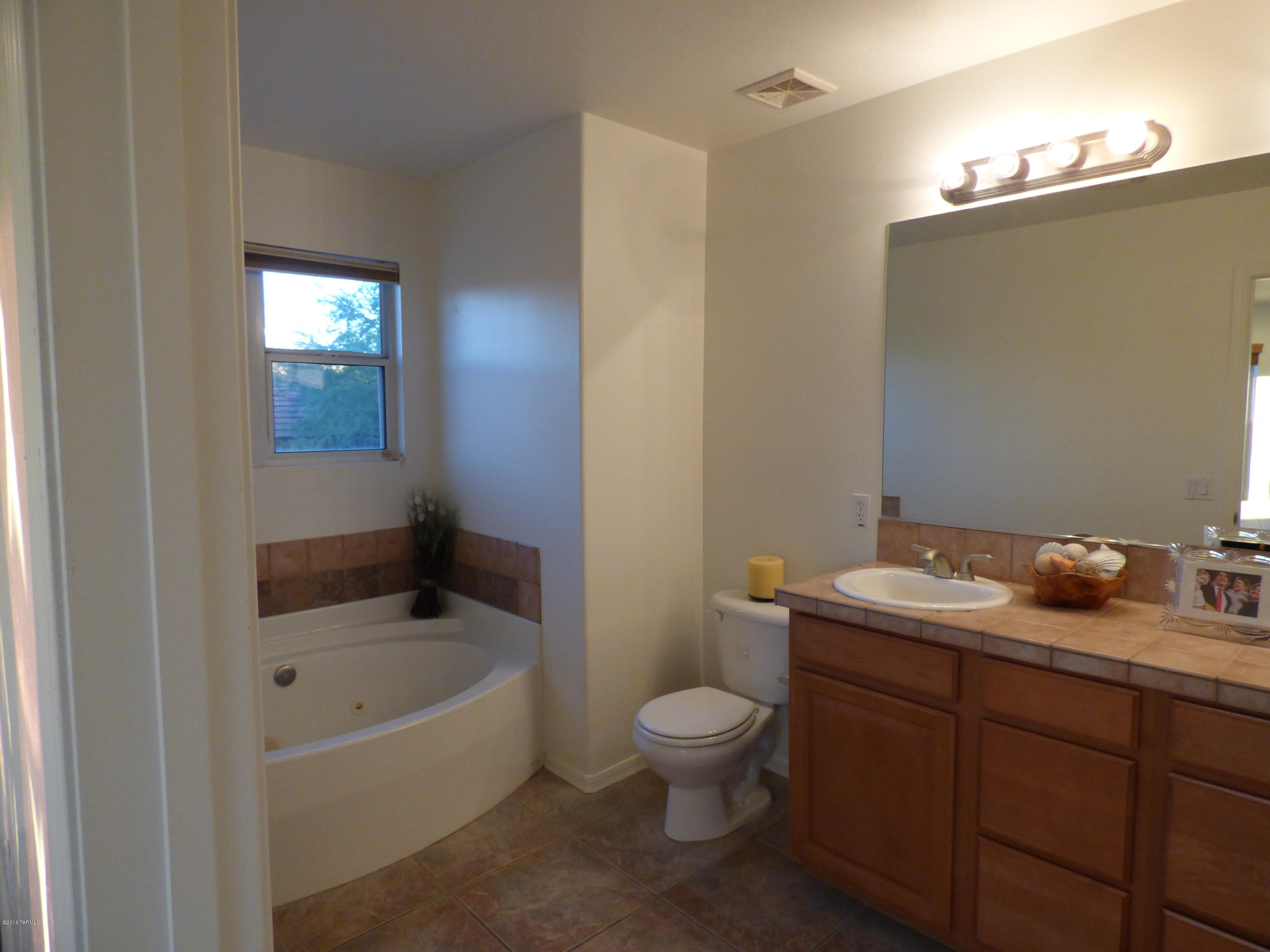 13705 E Diablo Creek Drive