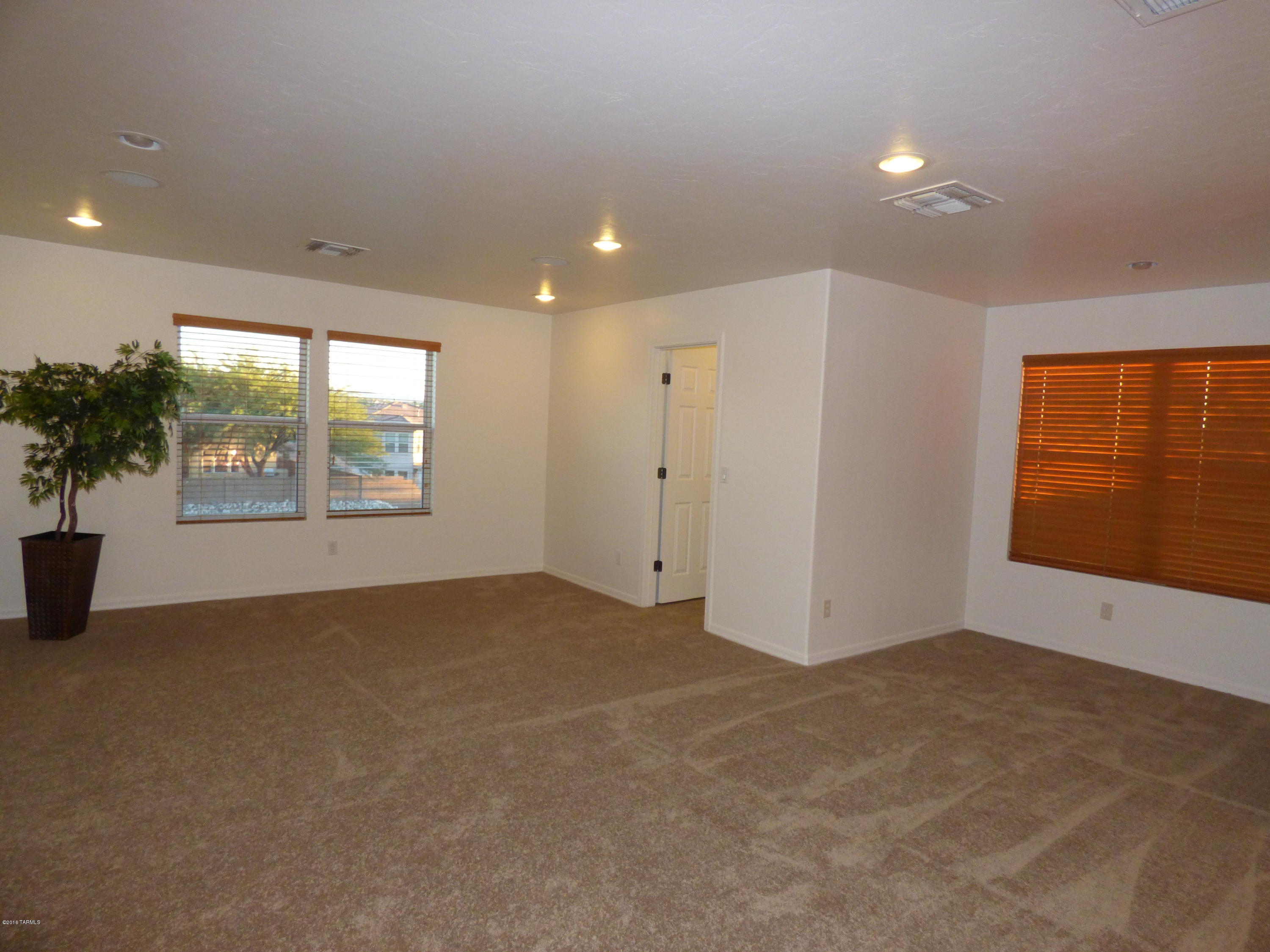 13705 E Diablo Creek Drive