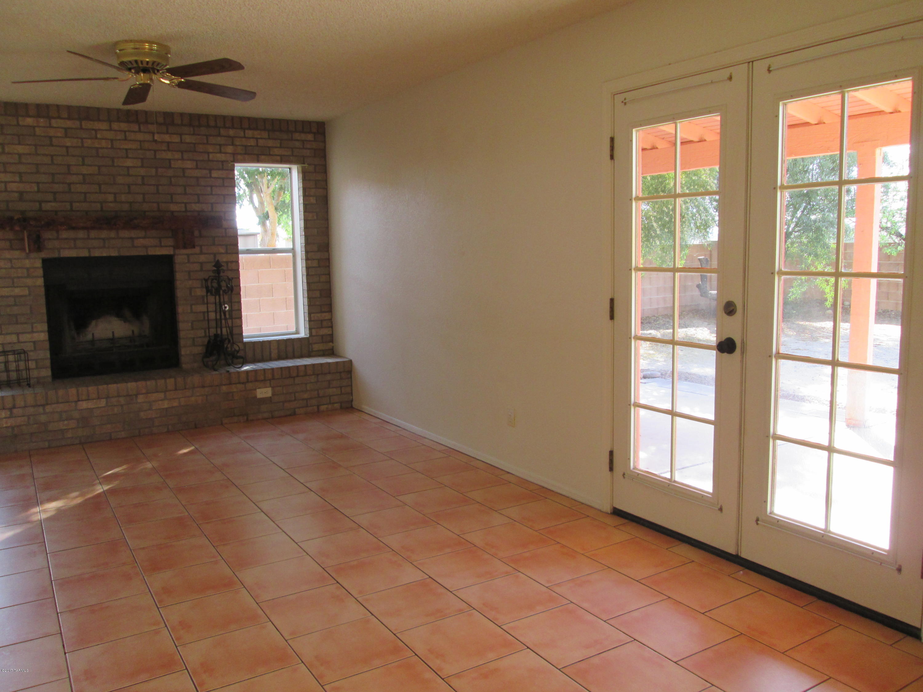 4566 W Lord Redman Loop