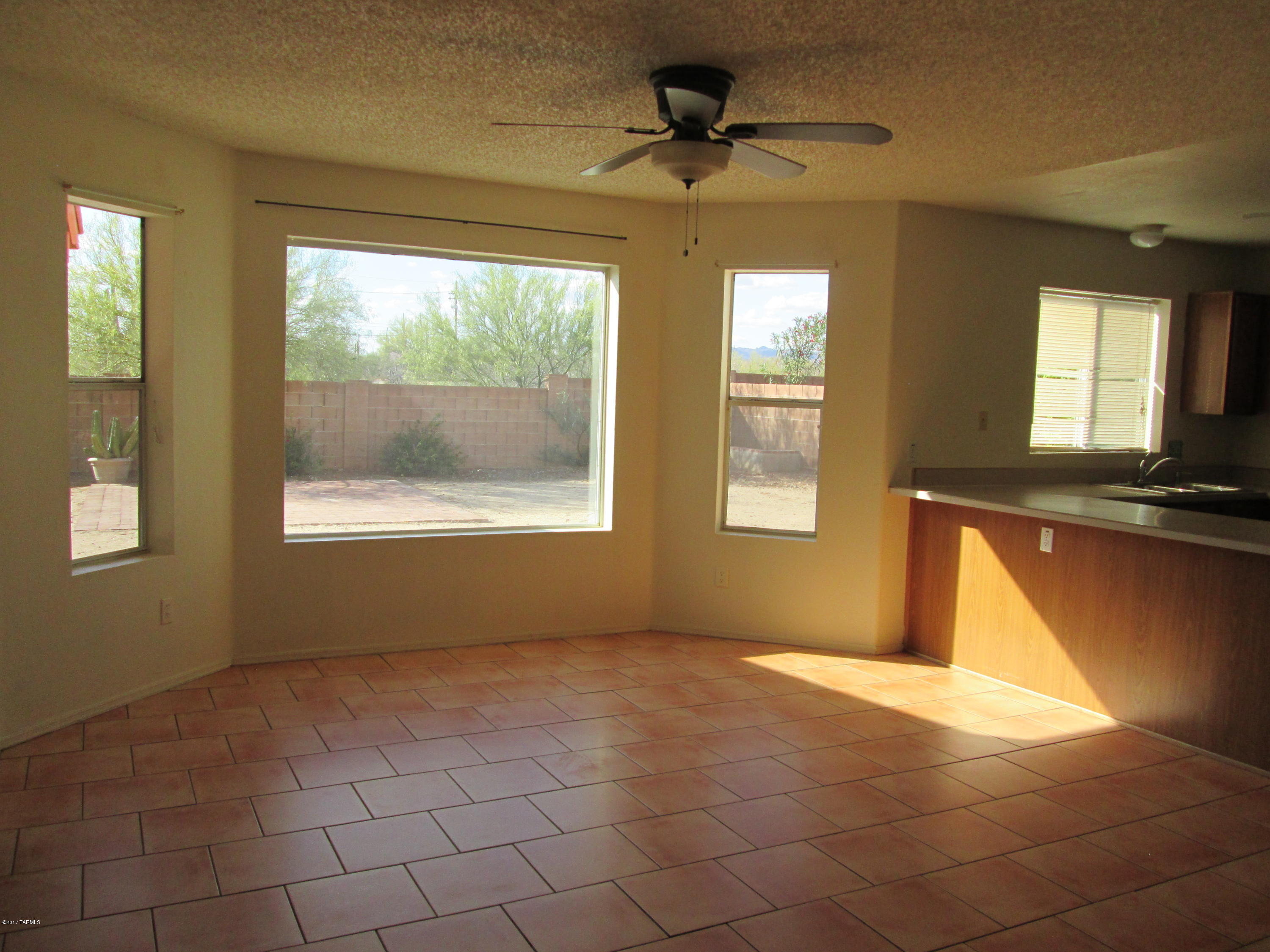 4566 W Lord Redman Loop