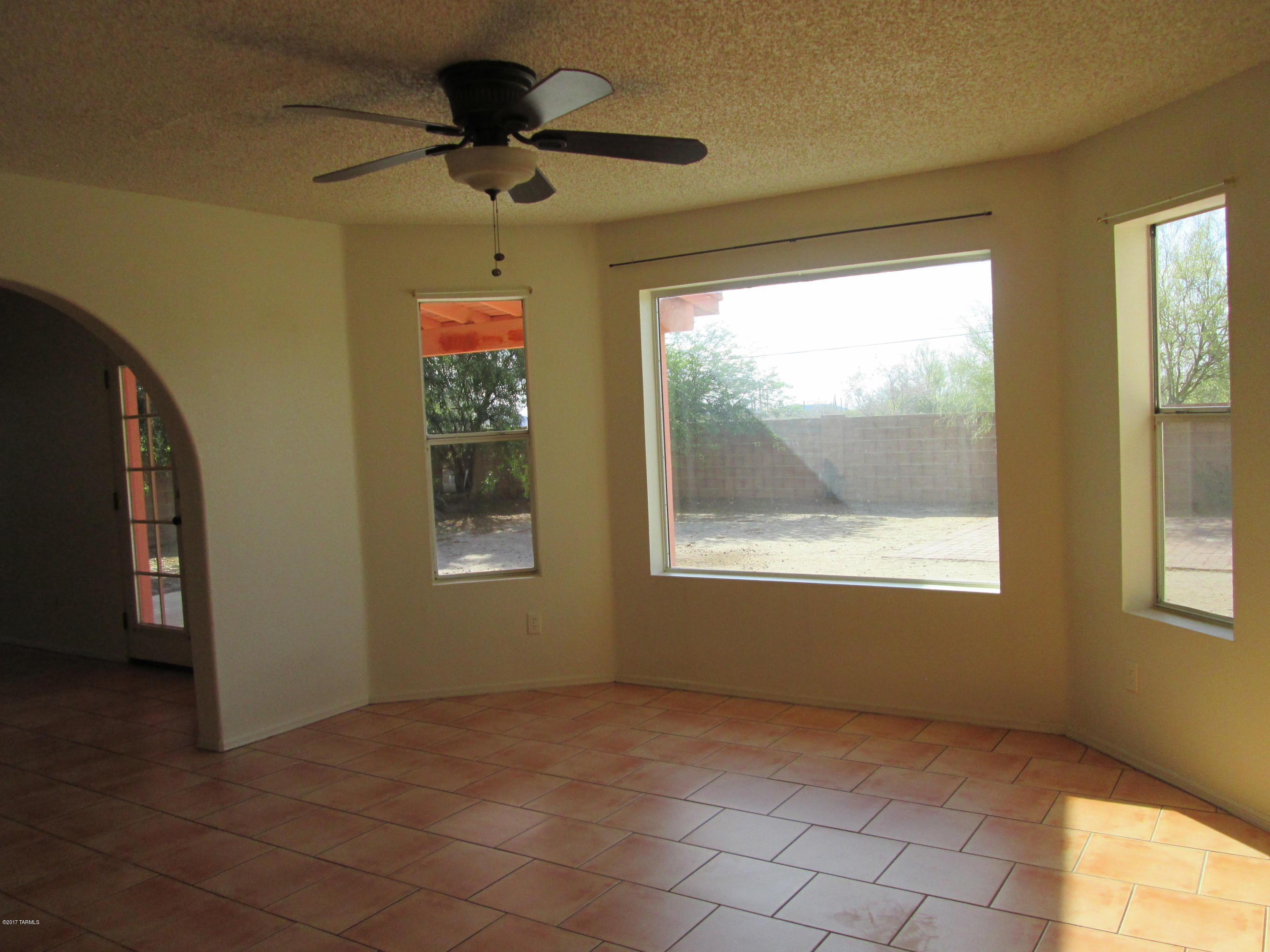 4566 W Lord Redman Loop