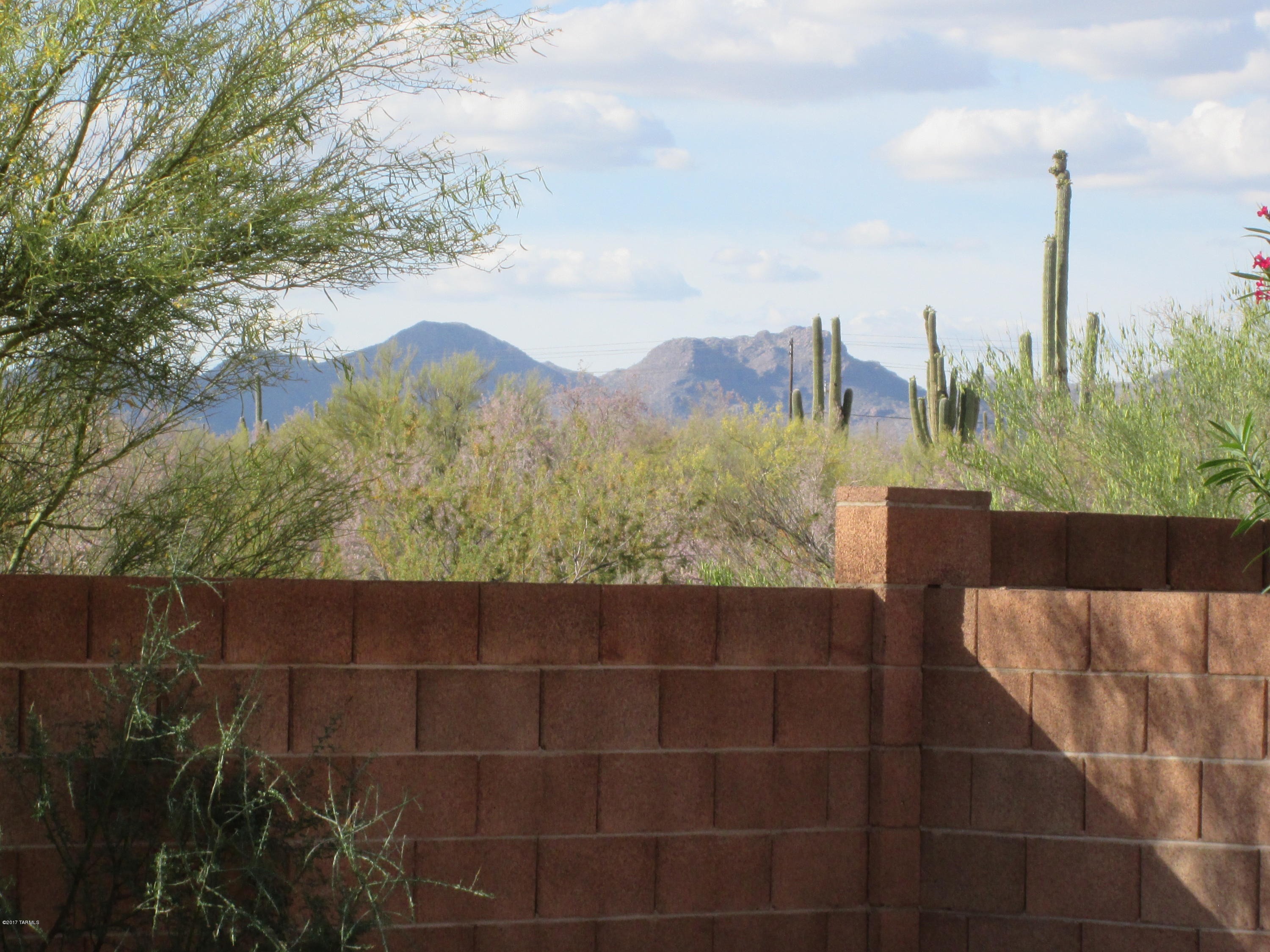 4566 W Lord Redman Loop