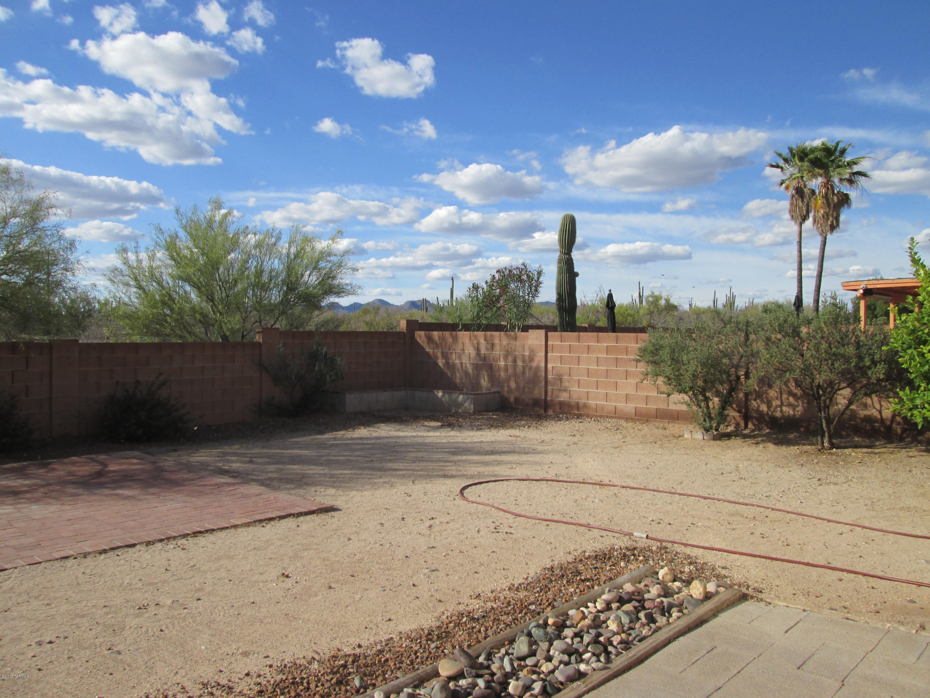 4566 W Lord Redman Loop