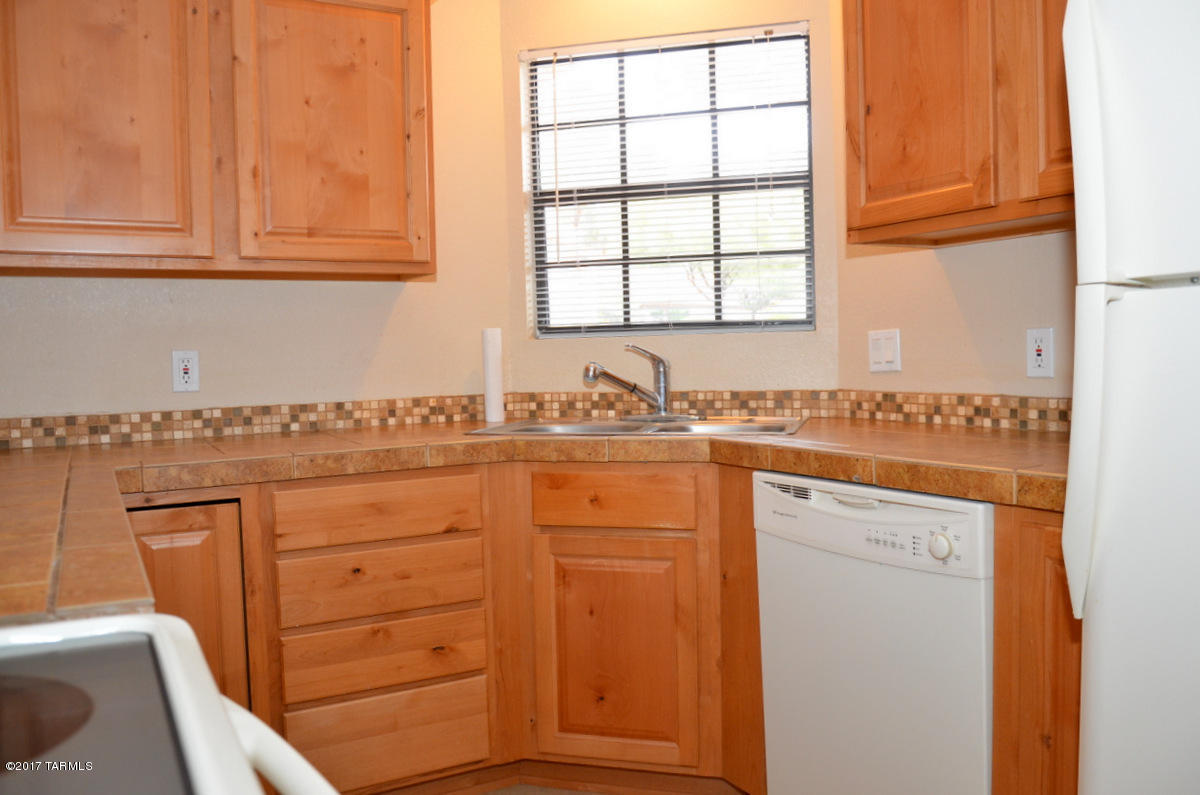 6411 N Tierra de las Catalinas 34